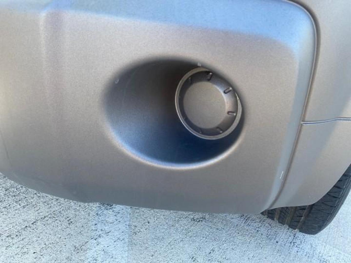2003 Shoreline Mist Metallic /Gray/Green Honda Element EX 1 owner fl low miles 48,062 (5J6YH18653L) with an 2.4L DOHC MPFI i-VTEC 16-Valve I4 Engine engine, Automatic transmission, located at 4701 North Dixie Hwy, Pompano Beach, FL, 33064, (954) 422-2889, 26.240938, -80.123474 - OUR WEBPAGE FLORIDACARS1.COM HAS OVER 100 PHOTOS AND FREE CARFAX LINK 2003 HONDA ELEMENT EX NO RECALLS VIN: 5J6YH18653L020719 5 J 6 Y H 1 8 6 5 3 L 0 2 0 7 1 9 4 DOOR WAGON/SPORT UTILITY 2.4L I4 F DOHC 16V GASOLINE FRONT WHEEL DRIVE Basic Features ABS Brakes Automatic Transmission Power Locks Rear D - Photo#32