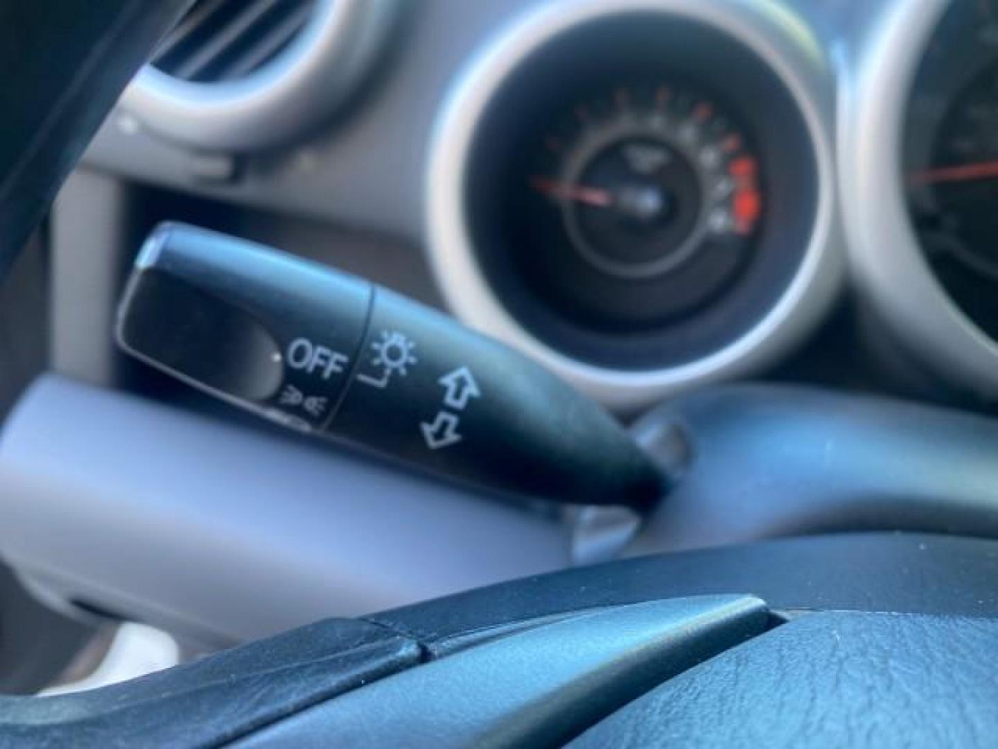 2003 Shoreline Mist Metallic /Gray/Green Honda Element EX 1 owner fl low miles 48,062 (5J6YH18653L) with an 2.4L DOHC MPFI i-VTEC 16-Valve I4 Engine engine, Automatic transmission, located at 4701 North Dixie Hwy, Pompano Beach, FL, 33064, (954) 422-2889, 26.240938, -80.123474 - OUR WEBPAGE FLORIDACARS1.COM HAS OVER 100 PHOTOS AND FREE CARFAX LINK 2003 HONDA ELEMENT EX NO RECALLS VIN: 5J6YH18653L020719 5 J 6 Y H 1 8 6 5 3 L 0 2 0 7 1 9 4 DOOR WAGON/SPORT UTILITY 2.4L I4 F DOHC 16V GASOLINE FRONT WHEEL DRIVE Basic Features ABS Brakes Automatic Transmission Power Locks Rear D - Photo#35