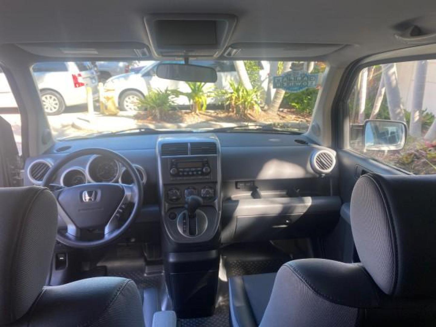 2003 Shoreline Mist Metallic /Gray/Green Honda Element EX 1 owner fl low miles 48,062 (5J6YH18653L) with an 2.4L DOHC MPFI i-VTEC 16-Valve I4 Engine engine, Automatic transmission, located at 4701 North Dixie Hwy, Pompano Beach, FL, 33064, (954) 422-2889, 26.240938, -80.123474 - OUR WEBPAGE FLORIDACARS1.COM HAS OVER 100 PHOTOS AND FREE CARFAX LINK 2003 HONDA ELEMENT EX NO RECALLS VIN: 5J6YH18653L020719 5 J 6 Y H 1 8 6 5 3 L 0 2 0 7 1 9 4 DOOR WAGON/SPORT UTILITY 2.4L I4 F DOHC 16V GASOLINE FRONT WHEEL DRIVE Basic Features ABS Brakes Automatic Transmission Power Locks Rear D - Photo#56
