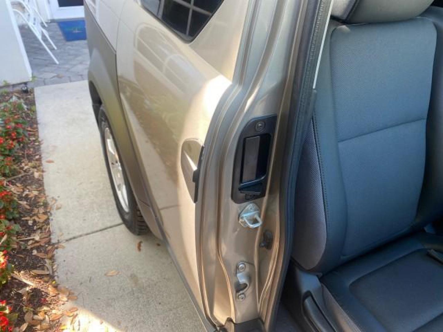 2003 Shoreline Mist Metallic /Gray/Green Honda Element EX 1 owner fl low miles 48,062 (5J6YH18653L) with an 2.4L DOHC MPFI i-VTEC 16-Valve I4 Engine engine, Automatic transmission, located at 4701 North Dixie Hwy, Pompano Beach, FL, 33064, (954) 422-2889, 26.240938, -80.123474 - OUR WEBPAGE FLORIDACARS1.COM HAS OVER 100 PHOTOS AND FREE CARFAX LINK 2003 HONDA ELEMENT EX NO RECALLS VIN: 5J6YH18653L020719 5 J 6 Y H 1 8 6 5 3 L 0 2 0 7 1 9 4 DOOR WAGON/SPORT UTILITY 2.4L I4 F DOHC 16V GASOLINE FRONT WHEEL DRIVE Basic Features ABS Brakes Automatic Transmission Power Locks Rear D - Photo#81