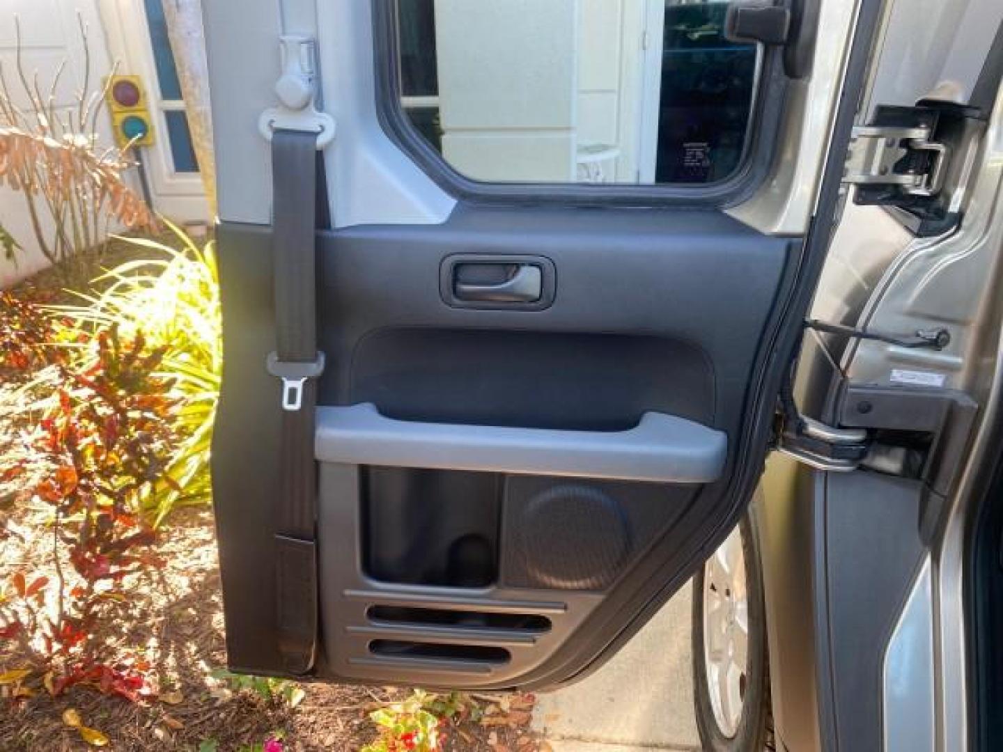 2003 Shoreline Mist Metallic /Gray/Green Honda Element EX 1 owner fl low miles 48,062 (5J6YH18653L) with an 2.4L DOHC MPFI i-VTEC 16-Valve I4 Engine engine, Automatic transmission, located at 4701 North Dixie Hwy, Pompano Beach, FL, 33064, (954) 422-2889, 26.240938, -80.123474 - OUR WEBPAGE FLORIDACARS1.COM HAS OVER 100 PHOTOS AND FREE CARFAX LINK 2003 HONDA ELEMENT EX NO RECALLS VIN: 5J6YH18653L020719 5 J 6 Y H 1 8 6 5 3 L 0 2 0 7 1 9 4 DOOR WAGON/SPORT UTILITY 2.4L I4 F DOHC 16V GASOLINE FRONT WHEEL DRIVE Basic Features ABS Brakes Automatic Transmission Power Locks Rear D - Photo#82