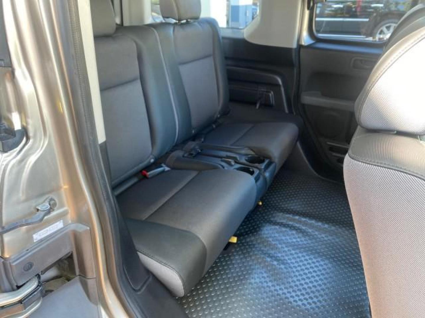 2003 Shoreline Mist Metallic /Gray/Green Honda Element EX 1 owner fl low miles 48,062 (5J6YH18653L) with an 2.4L DOHC MPFI i-VTEC 16-Valve I4 Engine engine, Automatic transmission, located at 4701 North Dixie Hwy, Pompano Beach, FL, 33064, (954) 422-2889, 26.240938, -80.123474 - OUR WEBPAGE FLORIDACARS1.COM HAS OVER 100 PHOTOS AND FREE CARFAX LINK 2003 HONDA ELEMENT EX NO RECALLS VIN: 5J6YH18653L020719 5 J 6 Y H 1 8 6 5 3 L 0 2 0 7 1 9 4 DOOR WAGON/SPORT UTILITY 2.4L I4 F DOHC 16V GASOLINE FRONT WHEEL DRIVE Basic Features ABS Brakes Automatic Transmission Power Locks Rear D - Photo#83