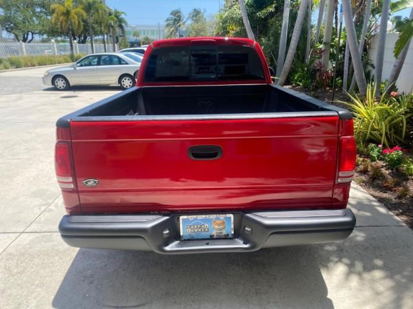 2003 Flame Red /Dark Slate Gray Dodge Dakota SXT FL OWNER LOW MILES 43,924 5 SPD (1D7FL16X43S) with an 3.9L V6 Cylinder Engine engine, Manual transmission, located at 4701 North Dixie Hwy, Pompano Beach, FL, 33064, (954) 422-2889, 26.240938, -80.123474 - OUR WEBPAGE FLORIDACARS1.COM HAS OVER 100 PHOTOS AND FREE CARFAX LINK 2003 DODGE DAKOTA VIN: 1D7FL16X43S306371 1 D 7 F L 1 6 X 4 3 S 3 0 6 3 7 1 PICKUP 75 INCH BED 3.9L V6 F OHV GASOLINE REAR WHEEL DRIVE Top Features Alloy Wheels Cloth Seats [-RETX] SXT QUICK-ORDER PKG SAVINGS *DISCOUNT* ($-1420.00) - Photo#65