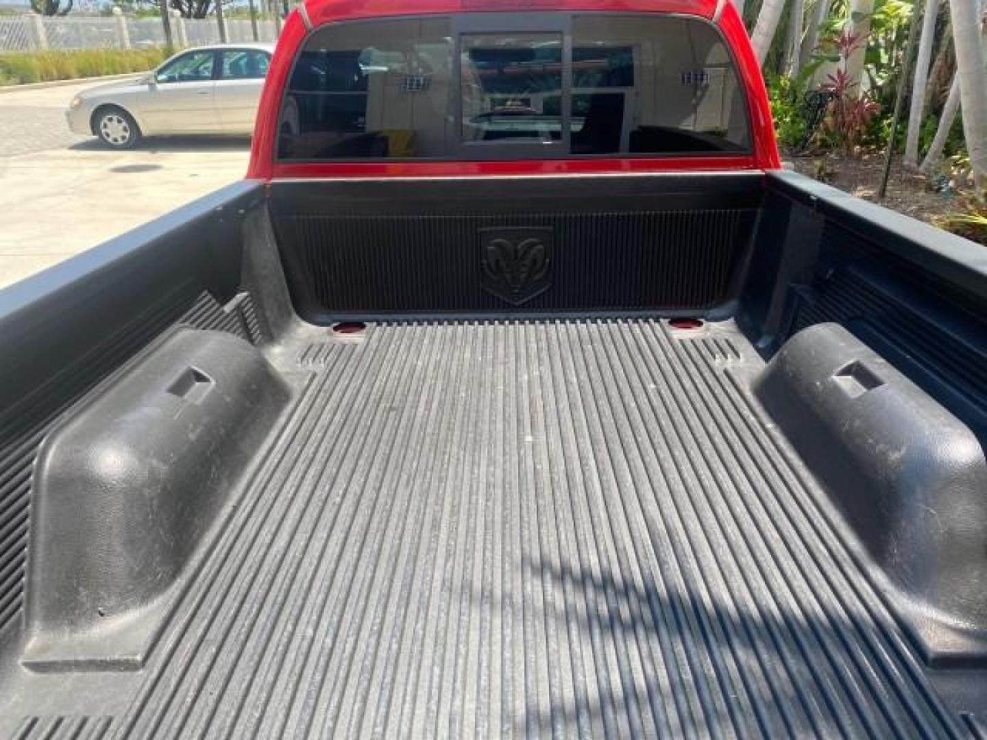 2003 Flame Red /Dark Slate Gray Dodge Dakota SXT FL OWNER LOW MILES 43,924 5 SPD (1D7FL16X43S) with an 3.9L V6 Cylinder Engine engine, Manual transmission, located at 4701 North Dixie Hwy, Pompano Beach, FL, 33064, (954) 422-2889, 26.240938, -80.123474 - OUR WEBPAGE FLORIDACARS1.COM HAS OVER 100 PHOTOS AND FREE CARFAX LINK 2003 DODGE DAKOTA VIN: 1D7FL16X43S306371 1 D 7 F L 1 6 X 4 3 S 3 0 6 3 7 1 PICKUP 75 INCH BED 3.9L V6 F OHV GASOLINE REAR WHEEL DRIVE Top Features Alloy Wheels Cloth Seats [-RETX] SXT QUICK-ORDER PKG SAVINGS *DISCOUNT* ($-1420.00) - Photo#72