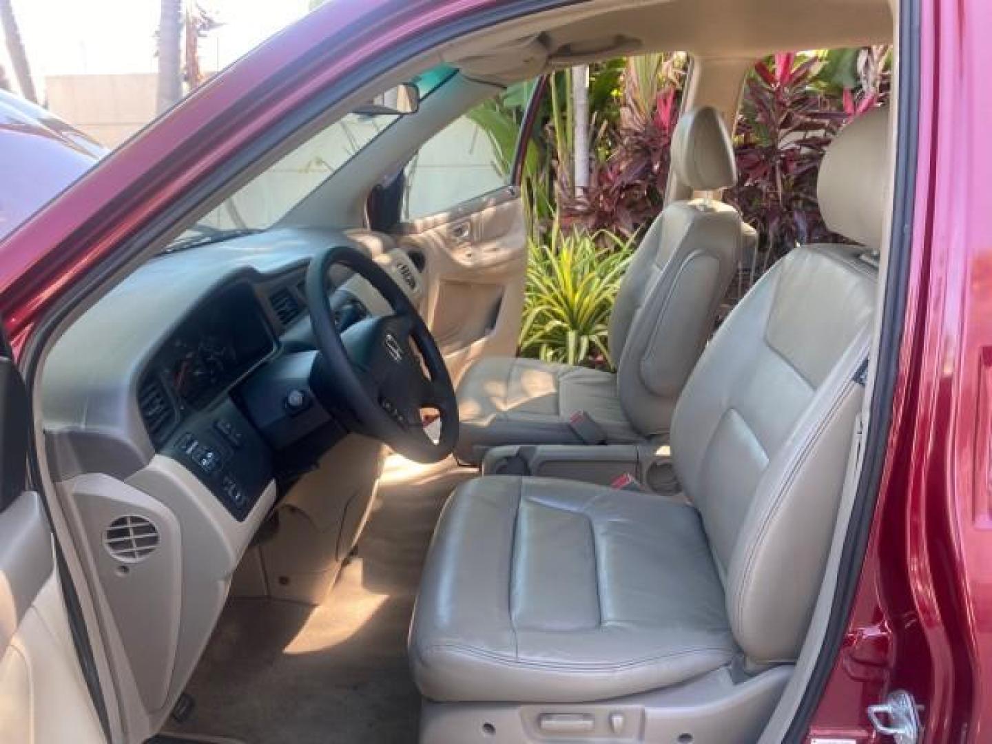 2004 Redrock Pearl /Ivory Honda Odyssey EX-L 1 OWNER FL LOW MILES 59,680 (5FNRL18994B) with an 3.5L SOHC MPFI 24-Valve VTEC V6 Engine engine, Automatic transmission, located at 4701 North Dixie Hwy, Pompano Beach, FL, 33064, (954) 422-2889, 26.240938, -80.123474 - OUR WEBPAGE FLORIDACARS1.COM HAS OVER 100 PHOTOS AND FREE CARFAX LINK 2004 HONDA ODYSSEY EX-L NO RECALLS VIN: 5FNRL18994B039314 5 F N R L 1 8 9 9 4 B 0 3 9 3 1 4 VAN 3.5L V6 F SOHC GASOLINE FRONT WHEEL DRIVE Alloy Wheels Quad Seats Fold-Away Third Row Rear Air Conditioning Leather Seats Third Row Se - Photo#10