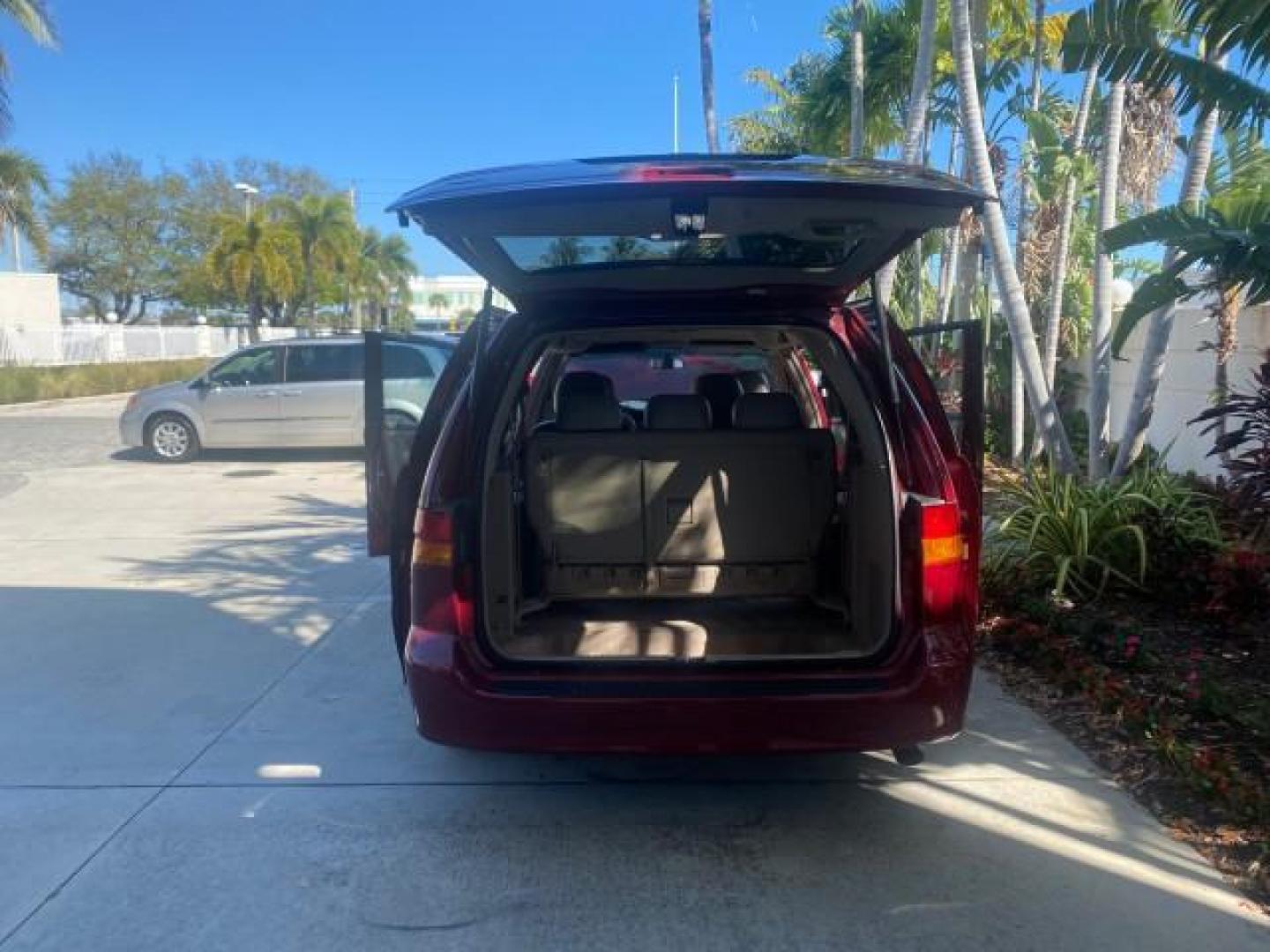 2004 Redrock Pearl /Ivory Honda Odyssey EX-L 1 OWNER FL LOW MILES 59,680 (5FNRL18994B) with an 3.5L SOHC MPFI 24-Valve VTEC V6 Engine engine, Automatic transmission, located at 4701 North Dixie Hwy, Pompano Beach, FL, 33064, (954) 422-2889, 26.240938, -80.123474 - OUR WEBPAGE FLORIDACARS1.COM HAS OVER 100 PHOTOS AND FREE CARFAX LINK 2004 HONDA ODYSSEY EX-L NO RECALLS VIN: 5FNRL18994B039314 5 F N R L 1 8 9 9 4 B 0 3 9 3 1 4 VAN 3.5L V6 F SOHC GASOLINE FRONT WHEEL DRIVE Alloy Wheels Quad Seats Fold-Away Third Row Rear Air Conditioning Leather Seats Third Row Se - Photo#15