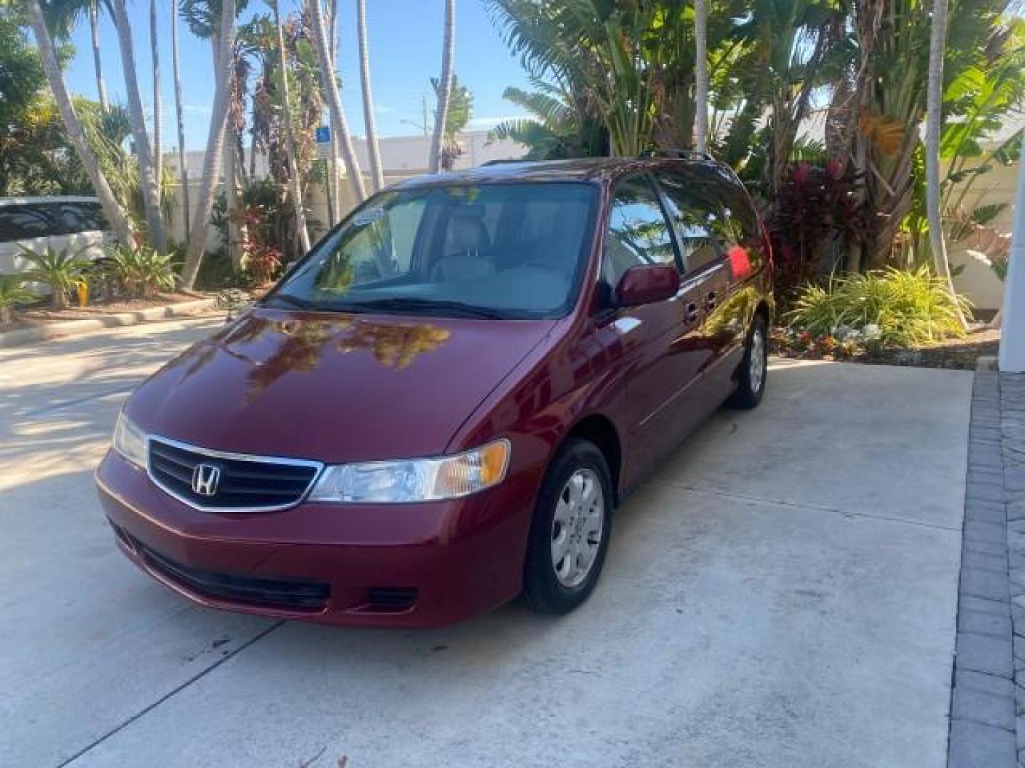 2004 Redrock Pearl /Ivory Honda Odyssey EX-L 1 OWNER FL LOW MILES 59,680 (5FNRL18994B) with an 3.5L SOHC MPFI 24-Valve VTEC V6 Engine engine, Automatic transmission, located at 4701 North Dixie Hwy, Pompano Beach, FL, 33064, (954) 422-2889, 26.240938, -80.123474 - OUR WEBPAGE FLORIDACARS1.COM HAS OVER 100 PHOTOS AND FREE CARFAX LINK 2004 HONDA ODYSSEY EX-L NO RECALLS VIN: 5FNRL18994B039314 5 F N R L 1 8 9 9 4 B 0 3 9 3 1 4 VAN 3.5L V6 F SOHC GASOLINE FRONT WHEEL DRIVE Alloy Wheels Quad Seats Fold-Away Third Row Rear Air Conditioning Leather Seats Third Row Se - Photo#3