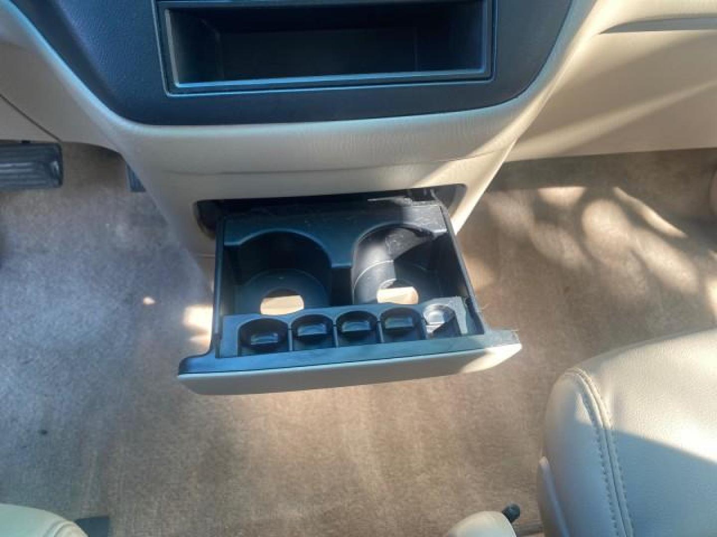 2004 Redrock Pearl /Ivory Honda Odyssey EX-L 1 OWNER FL LOW MILES 59,680 (5FNRL18994B) with an 3.5L SOHC MPFI 24-Valve VTEC V6 Engine engine, Automatic transmission, located at 4701 North Dixie Hwy, Pompano Beach, FL, 33064, (954) 422-2889, 26.240938, -80.123474 - OUR WEBPAGE FLORIDACARS1.COM HAS OVER 100 PHOTOS AND FREE CARFAX LINK 2004 HONDA ODYSSEY EX-L NO RECALLS VIN: 5FNRL18994B039314 5 F N R L 1 8 9 9 4 B 0 3 9 3 1 4 VAN 3.5L V6 F SOHC GASOLINE FRONT WHEEL DRIVE Alloy Wheels Quad Seats Fold-Away Third Row Rear Air Conditioning Leather Seats Third Row Se - Photo#48