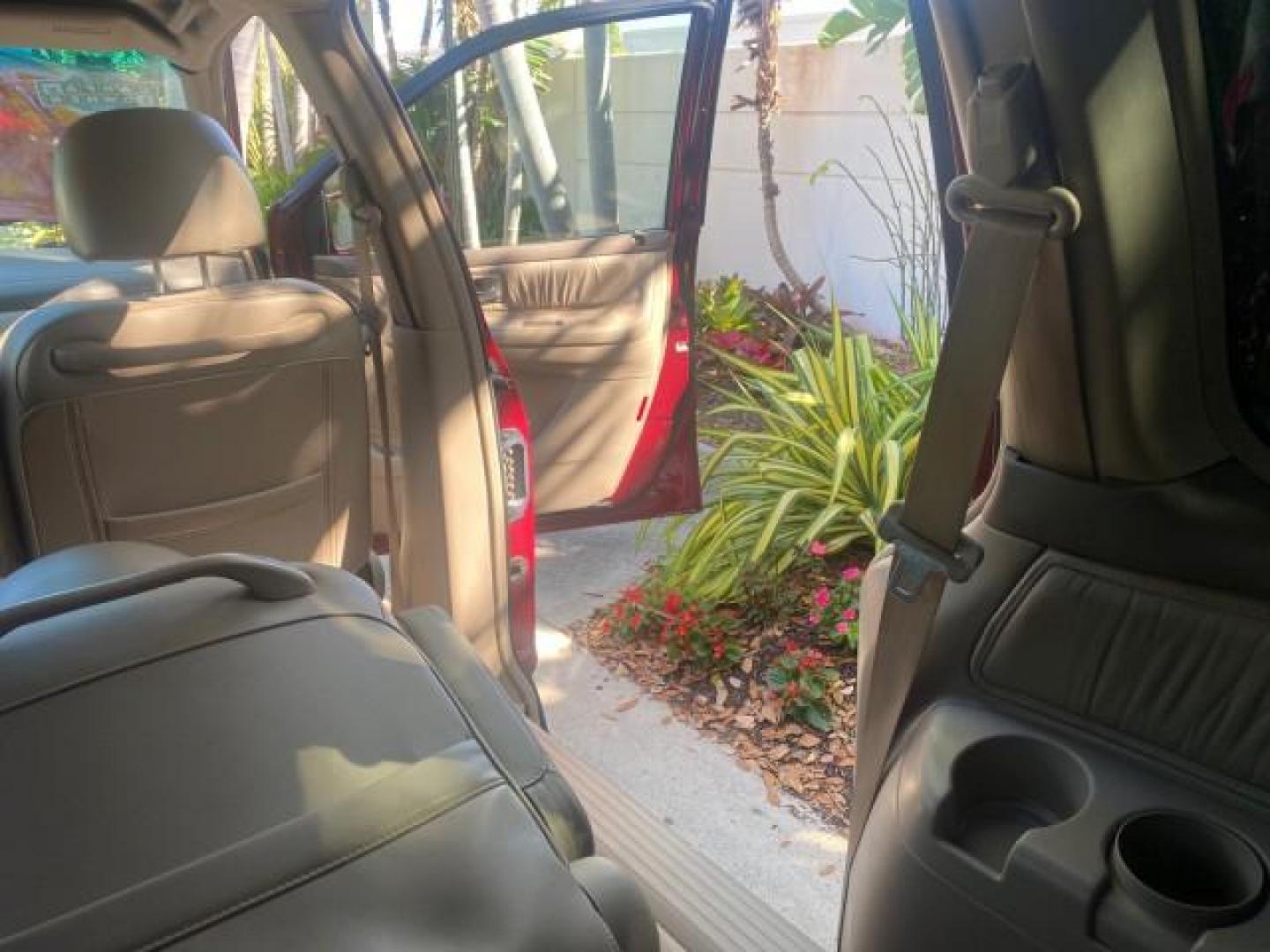 2004 Redrock Pearl /Ivory Honda Odyssey EX-L 1 OWNER FL LOW MILES 59,680 (5FNRL18994B) with an 3.5L SOHC MPFI 24-Valve VTEC V6 Engine engine, Automatic transmission, located at 4701 North Dixie Hwy, Pompano Beach, FL, 33064, (954) 422-2889, 26.240938, -80.123474 - OUR WEBPAGE FLORIDACARS1.COM HAS OVER 100 PHOTOS AND FREE CARFAX LINK 2004 HONDA ODYSSEY EX-L NO RECALLS VIN: 5FNRL18994B039314 5 F N R L 1 8 9 9 4 B 0 3 9 3 1 4 VAN 3.5L V6 F SOHC GASOLINE FRONT WHEEL DRIVE Alloy Wheels Quad Seats Fold-Away Third Row Rear Air Conditioning Leather Seats Third Row Se - Photo#90