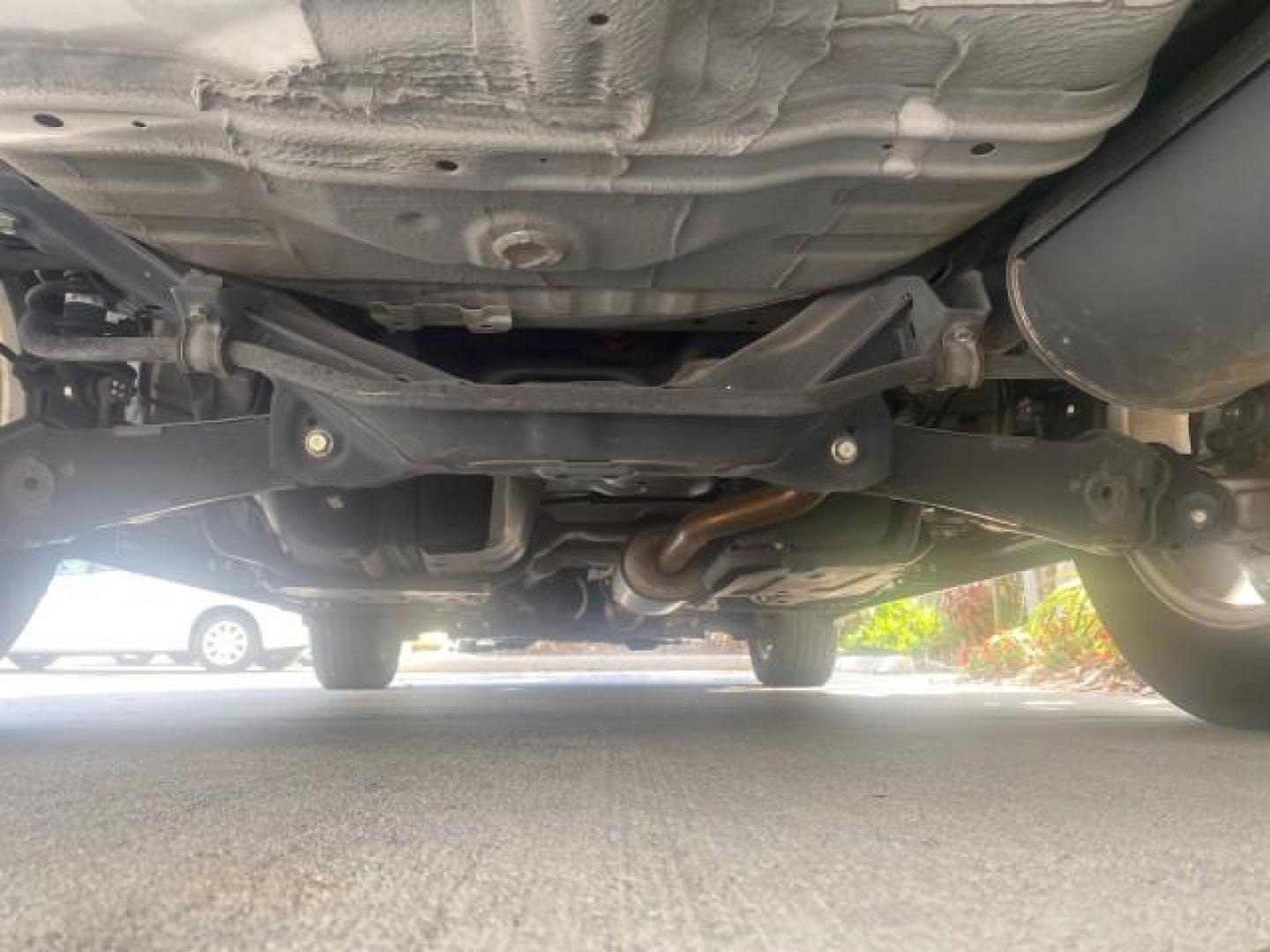 2011 Alabaster Silver Metallic /Gray Honda CR-V EX-L LOW MILES 27,869 (5J6RE3H79BL) with an 2.4L DOHC MPFI 16-Valve i-VTEC I4 Engine engine, Automatic transmission, located at 4701 North Dixie Hwy, Pompano Beach, FL, 33064, (954) 422-2889, 26.240938, -80.123474 - OUR WEBPAGE FLORIDACARS1.COM HAS OVER 100 PHOTOS AND FREE CARFAX LINK 2011 HONDA CR-V EX-L VIN: 5J6RE3H79BL009139 5 J 6 R E 3 H 7 9 B L 0 0 9 1 3 9 4 DOOR WAGON/SPORT UTILITY 2.4L I4 F DOHC 16V GASOLINE 28 MPG FRONT WHEEL DRIVE Top Features Alloy Wheels Running Boards Front Seat Heaters Satellite Ra - Photo#22