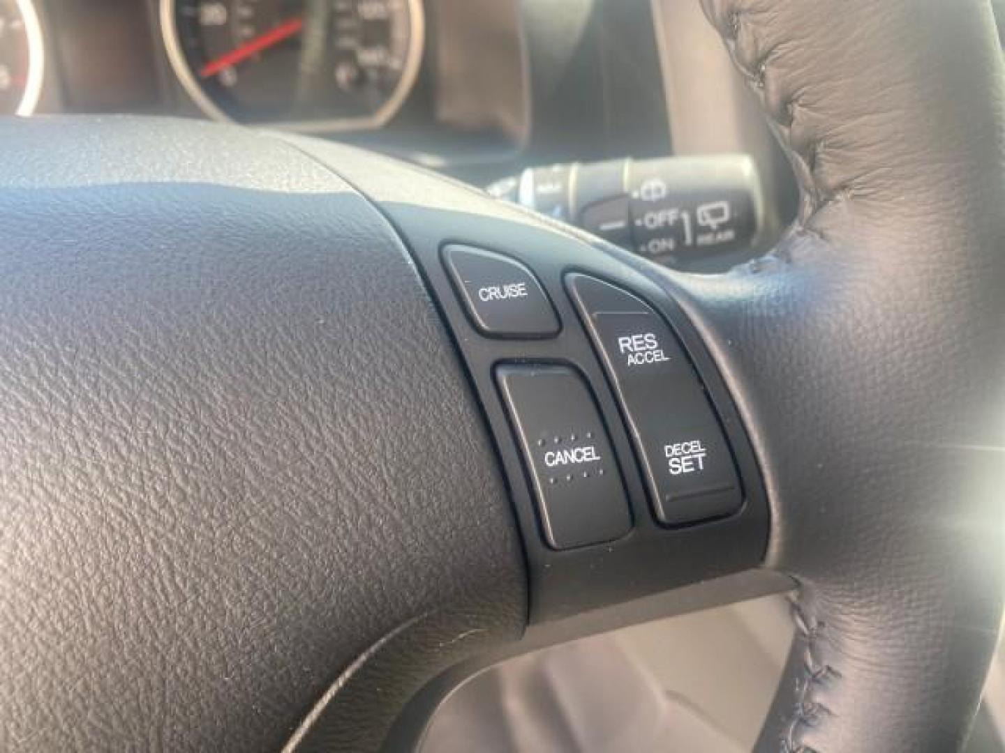 2011 Alabaster Silver Metallic /Gray Honda CR-V EX-L LOW MILES 27,869 (5J6RE3H79BL) with an 2.4L DOHC MPFI 16-Valve i-VTEC I4 Engine engine, Automatic transmission, located at 4701 North Dixie Hwy, Pompano Beach, FL, 33064, (954) 422-2889, 26.240938, -80.123474 - OUR WEBPAGE FLORIDACARS1.COM HAS OVER 100 PHOTOS AND FREE CARFAX LINK 2011 HONDA CR-V EX-L VIN: 5J6RE3H79BL009139 5 J 6 R E 3 H 7 9 B L 0 0 9 1 3 9 4 DOOR WAGON/SPORT UTILITY 2.4L I4 F DOHC 16V GASOLINE 28 MPG FRONT WHEEL DRIVE Top Features Alloy Wheels Running Boards Front Seat Heaters Satellite Ra - Photo#29