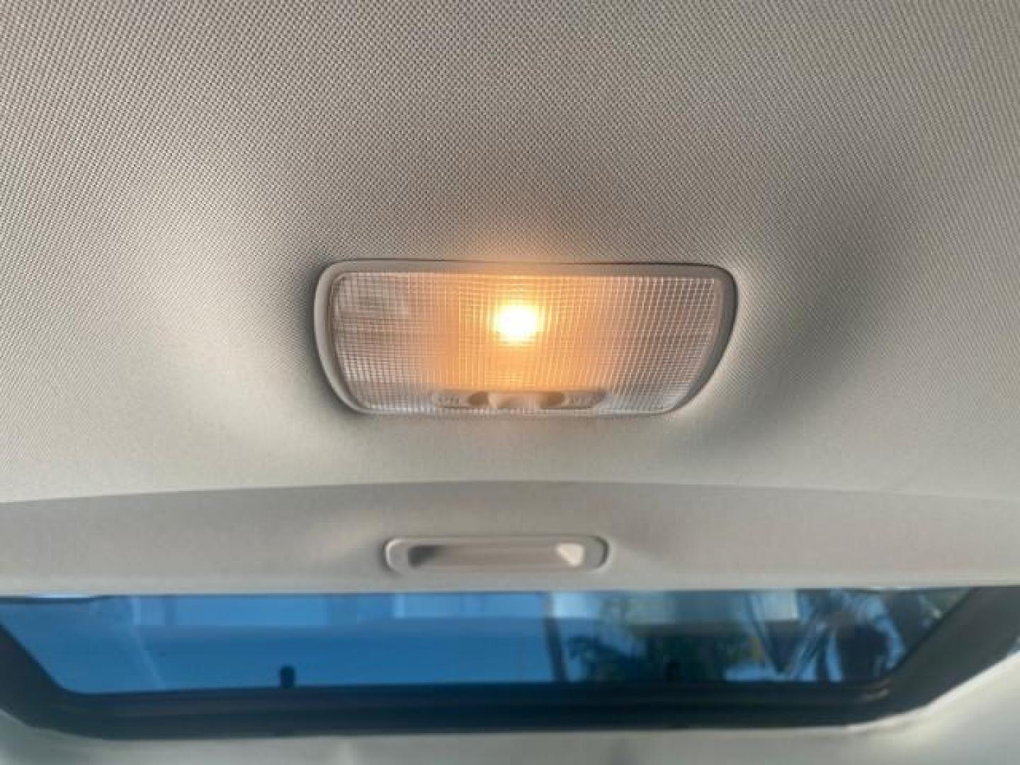 2011 Alabaster Silver Metallic /Gray Honda CR-V EX-L LOW MILES 27,869 (5J6RE3H79BL) with an 2.4L DOHC MPFI 16-Valve i-VTEC I4 Engine engine, Automatic transmission, located at 4701 North Dixie Hwy, Pompano Beach, FL, 33064, (954) 422-2889, 26.240938, -80.123474 - OUR WEBPAGE FLORIDACARS1.COM HAS OVER 100 PHOTOS AND FREE CARFAX LINK 2011 HONDA CR-V EX-L VIN: 5J6RE3H79BL009139 5 J 6 R E 3 H 7 9 B L 0 0 9 1 3 9 4 DOOR WAGON/SPORT UTILITY 2.4L I4 F DOHC 16V GASOLINE 28 MPG FRONT WHEEL DRIVE Top Features Alloy Wheels Running Boards Front Seat Heaters Satellite Ra - Photo#70