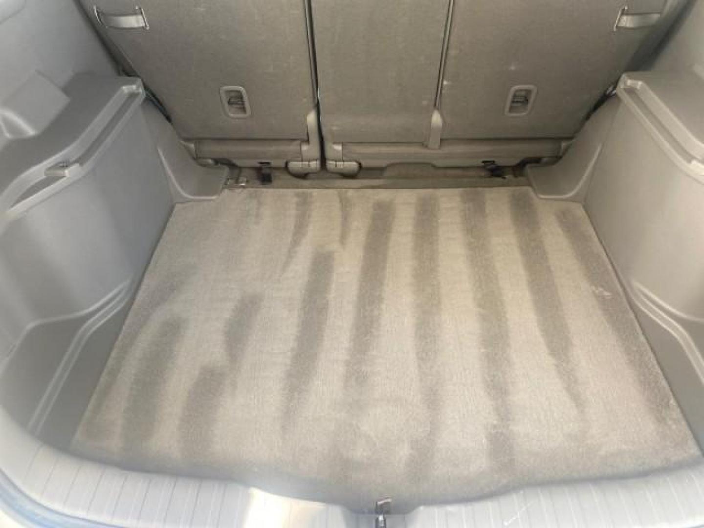 2011 Alabaster Silver Metallic /Gray Honda CR-V EX-L LOW MILES 27,869 (5J6RE3H79BL) with an 2.4L DOHC MPFI 16-Valve i-VTEC I4 Engine engine, Automatic transmission, located at 4701 North Dixie Hwy, Pompano Beach, FL, 33064, (954) 422-2889, 26.240938, -80.123474 - OUR WEBPAGE FLORIDACARS1.COM HAS OVER 100 PHOTOS AND FREE CARFAX LINK 2011 HONDA CR-V EX-L VIN: 5J6RE3H79BL009139 5 J 6 R E 3 H 7 9 B L 0 0 9 1 3 9 4 DOOR WAGON/SPORT UTILITY 2.4L I4 F DOHC 16V GASOLINE 28 MPG FRONT WHEEL DRIVE Top Features Alloy Wheels Running Boards Front Seat Heaters Satellite Ra - Photo#90