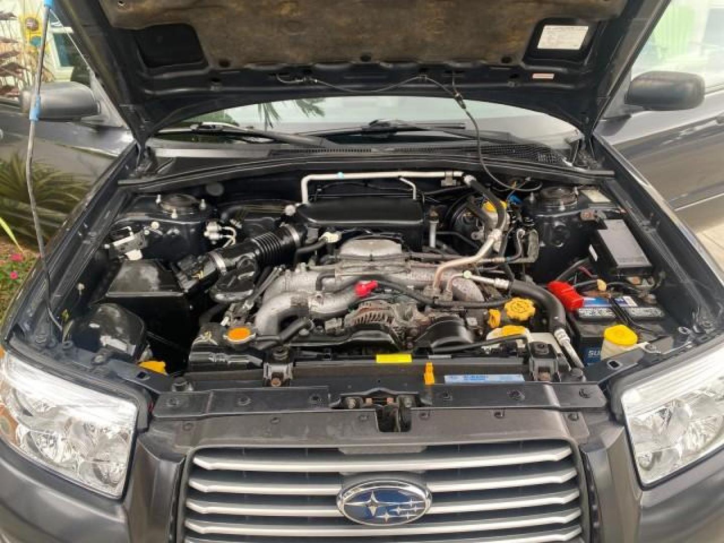 2008 Dark Gray Metallic /Graphite Gray Subaru Forester (Natl) X SW1 OWNER 39 SERVICES AWD (JF1SG63678H) with an 2.5L SOHC SMPI 16-Valve 4-Cyl Boxer Engine engine, Automatic transmission, located at 4701 North Dixie Hwy, Pompano Beach, FL, 33064, (954) 422-2889, 26.240938, -80.123474 - OUR WEBPAGE FLORIDACARS1.COM HAS OVER 100 PHOTOS AND FREE CARFAX LINK 2008 SUBARU FORESTER 2.5 X VIN: JF1SG63678H706067 J F 1 S G 6 3 6 7 8 H 7 0 6 0 6 7 4 DOOR WAGON/SPORT UTILITY 2.5L H4 F SOHC 16V GASOLINE 26 MPG ALL WHEEL DRIVE Highlighted Features ABS Brakes Automatic Transmission Power Locks R - Photo#17