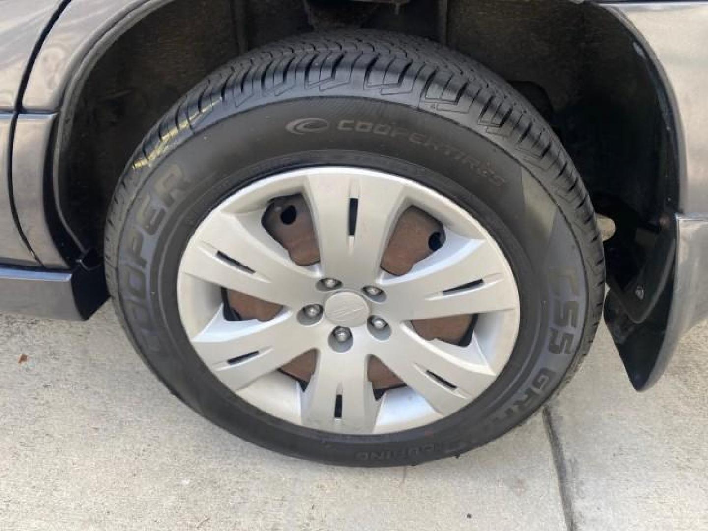 2008 Dark Gray Metallic /Graphite Gray Subaru Forester (Natl) X SW1 OWNER 39 SERVICES AWD (JF1SG63678H) with an 2.5L SOHC SMPI 16-Valve 4-Cyl Boxer Engine engine, Automatic transmission, located at 4701 North Dixie Hwy, Pompano Beach, FL, 33064, (954) 422-2889, 26.240938, -80.123474 - OUR WEBPAGE FLORIDACARS1.COM HAS OVER 100 PHOTOS AND FREE CARFAX LINK 2008 SUBARU FORESTER 2.5 X VIN: JF1SG63678H706067 J F 1 S G 6 3 6 7 8 H 7 0 6 0 6 7 4 DOOR WAGON/SPORT UTILITY 2.5L H4 F SOHC 16V GASOLINE 26 MPG ALL WHEEL DRIVE Highlighted Features ABS Brakes Automatic Transmission Power Locks R - Photo#62