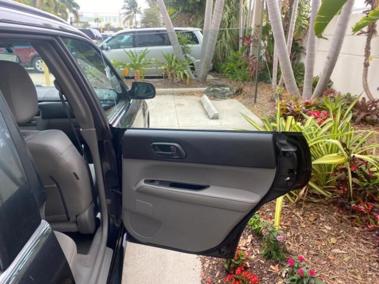 2008 Dark Gray Metallic /Graphite Gray Subaru Forester (Natl) X SW1 OWNER 39 SERVICES AWD (JF1SG63678H) with an 2.5L SOHC SMPI 16-Valve 4-Cyl Boxer Engine engine, Automatic transmission, located at 4701 North Dixie Hwy, Pompano Beach, FL, 33064, (954) 422-2889, 26.240938, -80.123474 - OUR WEBPAGE FLORIDACARS1.COM HAS OVER 100 PHOTOS AND FREE CARFAX LINK 2008 SUBARU FORESTER 2.5 X VIN: JF1SG63678H706067 J F 1 S G 6 3 6 7 8 H 7 0 6 0 6 7 4 DOOR WAGON/SPORT UTILITY 2.5L H4 F SOHC 16V GASOLINE 26 MPG ALL WHEEL DRIVE Highlighted Features ABS Brakes Automatic Transmission Power Locks R - Photo#79