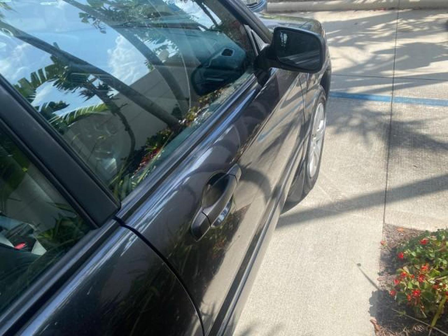 2008 Dark Gray Metallic /Graphite Gray Subaru Forester (Natl) X SW1 OWNER 39 SERVICES AWD (JF1SG63678H) with an 2.5L SOHC SMPI 16-Valve 4-Cyl Boxer Engine engine, Automatic transmission, located at 4701 North Dixie Hwy, Pompano Beach, FL, 33064, (954) 422-2889, 26.240938, -80.123474 - OUR WEBPAGE FLORIDACARS1.COM HAS OVER 100 PHOTOS AND FREE CARFAX LINK 2008 SUBARU FORESTER 2.5 X VIN: JF1SG63678H706067 J F 1 S G 6 3 6 7 8 H 7 0 6 0 6 7 4 DOOR WAGON/SPORT UTILITY 2.5L H4 F SOHC 16V GASOLINE 26 MPG ALL WHEEL DRIVE Highlighted Features ABS Brakes Automatic Transmission Power Locks R - Photo#84