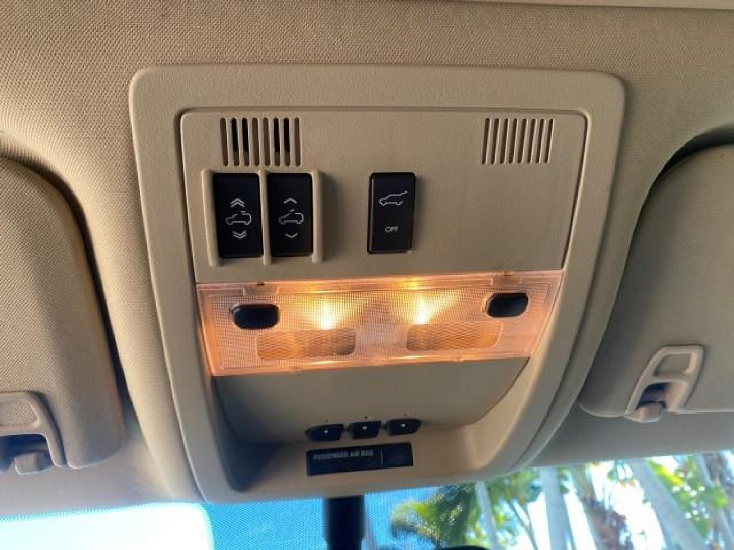2010 White Diamond Tricoat /Cashmere/Cocoa Cadillac Escalade Premium AWD LOW MILES 63,265 FL (1GYUKCEF6AR) with an 6.2L Vortec 1000 V8 SFI E85 Engine engine, Automatic transmission, located at 4701 North Dixie Hwy, Pompano Beach, FL, 33064, (954) 422-2889, 26.240938, -80.123474 - OUR WEBPAGE FLORIDACARS1.COM HAS OVER 100 PHOTOS AND FREE CARFAX LINK 2010 CADILLAC ESCALADE PREMIUM $ 76,540 new ! VIN: 1GYUKCEF6AR287507 1 G Y U K C E F 6 A R 2 8 7 5 0 7 4 DOOR WAGON/SPORT UTILITY 6.2L V8 F OHV 16V FLEX FUEL ALL WHEEL DRIVE Top Features 20 Inch Plus Wheels Power Hatch/Deck Lid A/ - Photo#40