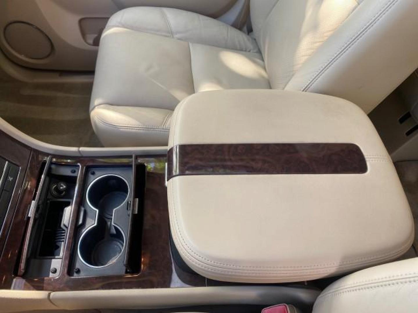 2010 White Diamond Tricoat /Cashmere/Cocoa Cadillac Escalade Premium AWD LOW MILES 63,265 FL (1GYUKCEF6AR) with an 6.2L Vortec 1000 V8 SFI E85 Engine engine, Automatic transmission, located at 4701 North Dixie Hwy, Pompano Beach, FL, 33064, (954) 422-2889, 26.240938, -80.123474 - OUR WEBPAGE FLORIDACARS1.COM HAS OVER 100 PHOTOS AND FREE CARFAX LINK 2010 CADILLAC ESCALADE PREMIUM $ 76,540 new ! VIN: 1GYUKCEF6AR287507 1 G Y U K C E F 6 A R 2 8 7 5 0 7 4 DOOR WAGON/SPORT UTILITY 6.2L V8 F OHV 16V FLEX FUEL ALL WHEEL DRIVE Top Features 20 Inch Plus Wheels Power Hatch/Deck Lid A/ - Photo#49