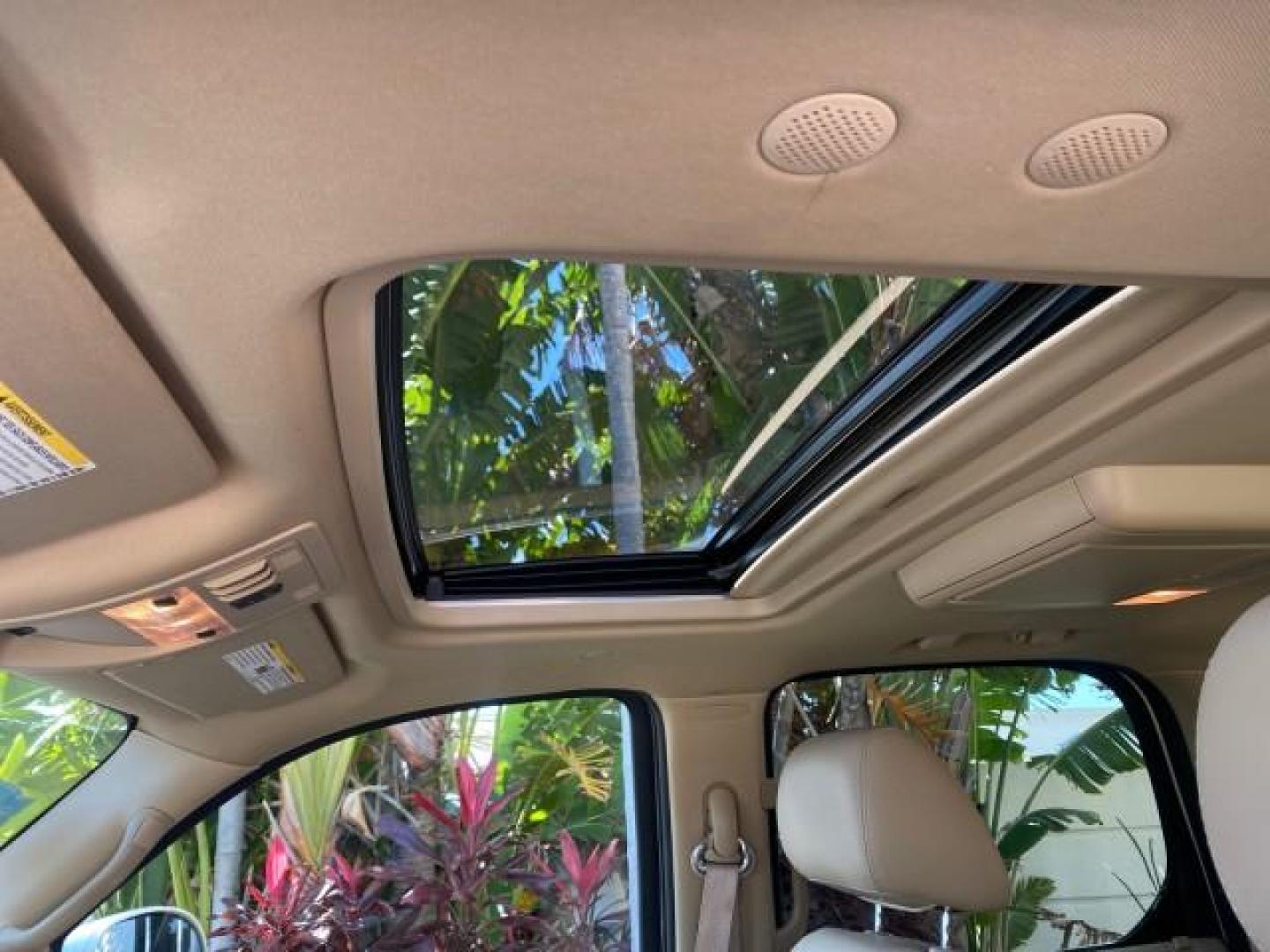 2010 White Diamond Tricoat /Cashmere/Cocoa Cadillac Escalade Premium AWD LOW MILES 63,265 FL (1GYUKCEF6AR) with an 6.2L Vortec 1000 V8 SFI E85 Engine engine, Automatic transmission, located at 4701 North Dixie Hwy, Pompano Beach, FL, 33064, (954) 422-2889, 26.240938, -80.123474 - OUR WEBPAGE FLORIDACARS1.COM HAS OVER 100 PHOTOS AND FREE CARFAX LINK 2010 CADILLAC ESCALADE PREMIUM $ 76,540 new ! VIN: 1GYUKCEF6AR287507 1 G Y U K C E F 6 A R 2 8 7 5 0 7 4 DOOR WAGON/SPORT UTILITY 6.2L V8 F OHV 16V FLEX FUEL ALL WHEEL DRIVE Top Features 20 Inch Plus Wheels Power Hatch/Deck Lid A/ - Photo#52