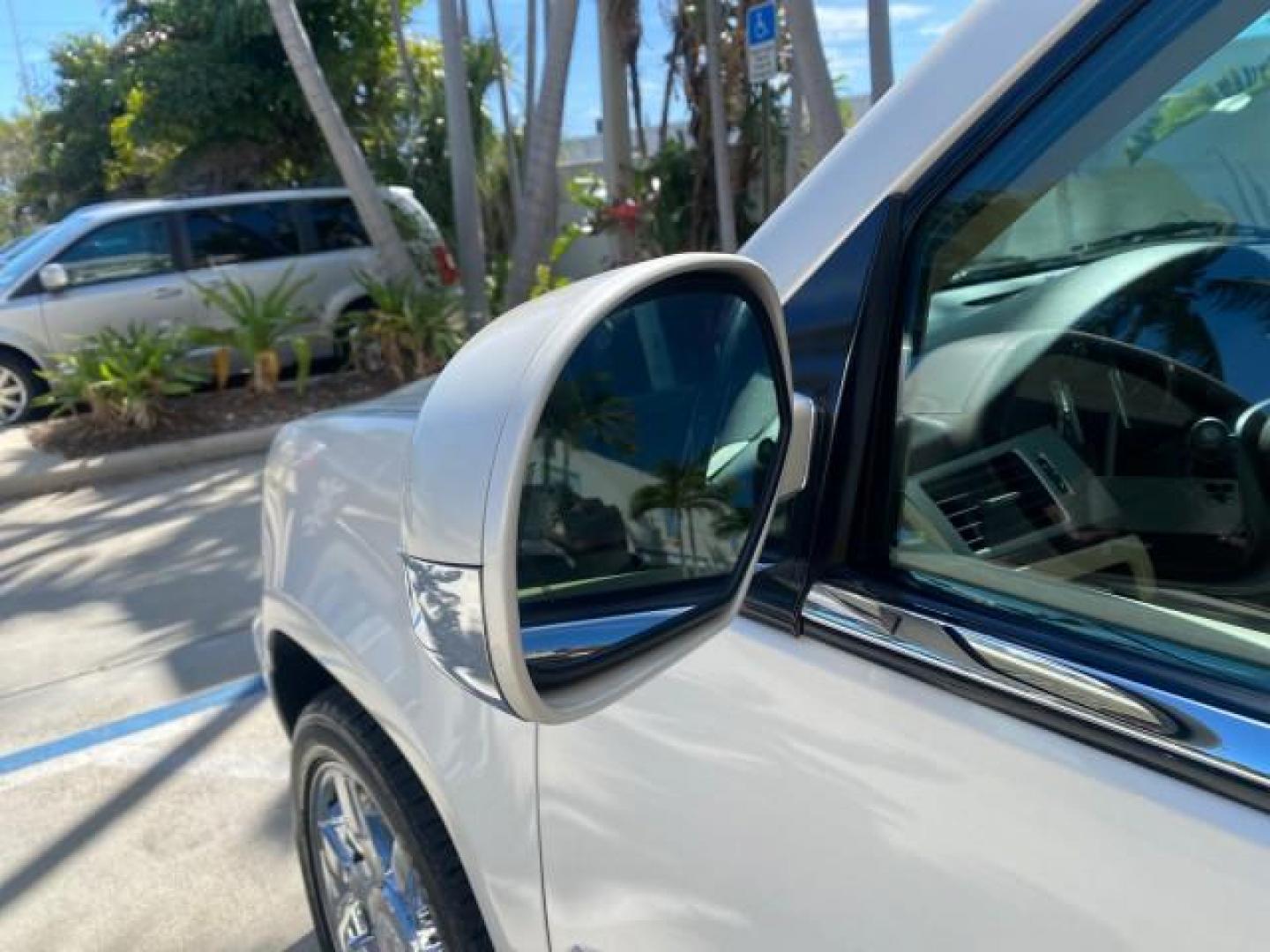 2010 White Diamond Tricoat /Cashmere/Cocoa Cadillac Escalade Premium AWD LOW MILES 63,265 FL (1GYUKCEF6AR) with an 6.2L Vortec 1000 V8 SFI E85 Engine engine, Automatic transmission, located at 4701 North Dixie Hwy, Pompano Beach, FL, 33064, (954) 422-2889, 26.240938, -80.123474 - OUR WEBPAGE FLORIDACARS1.COM HAS OVER 100 PHOTOS AND FREE CARFAX LINK 2010 CADILLAC ESCALADE PREMIUM $ 76,540 new ! VIN: 1GYUKCEF6AR287507 1 G Y U K C E F 6 A R 2 8 7 5 0 7 4 DOOR WAGON/SPORT UTILITY 6.2L V8 F OHV 16V FLEX FUEL ALL WHEEL DRIVE Top Features 20 Inch Plus Wheels Power Hatch/Deck Lid A/ - Photo#56