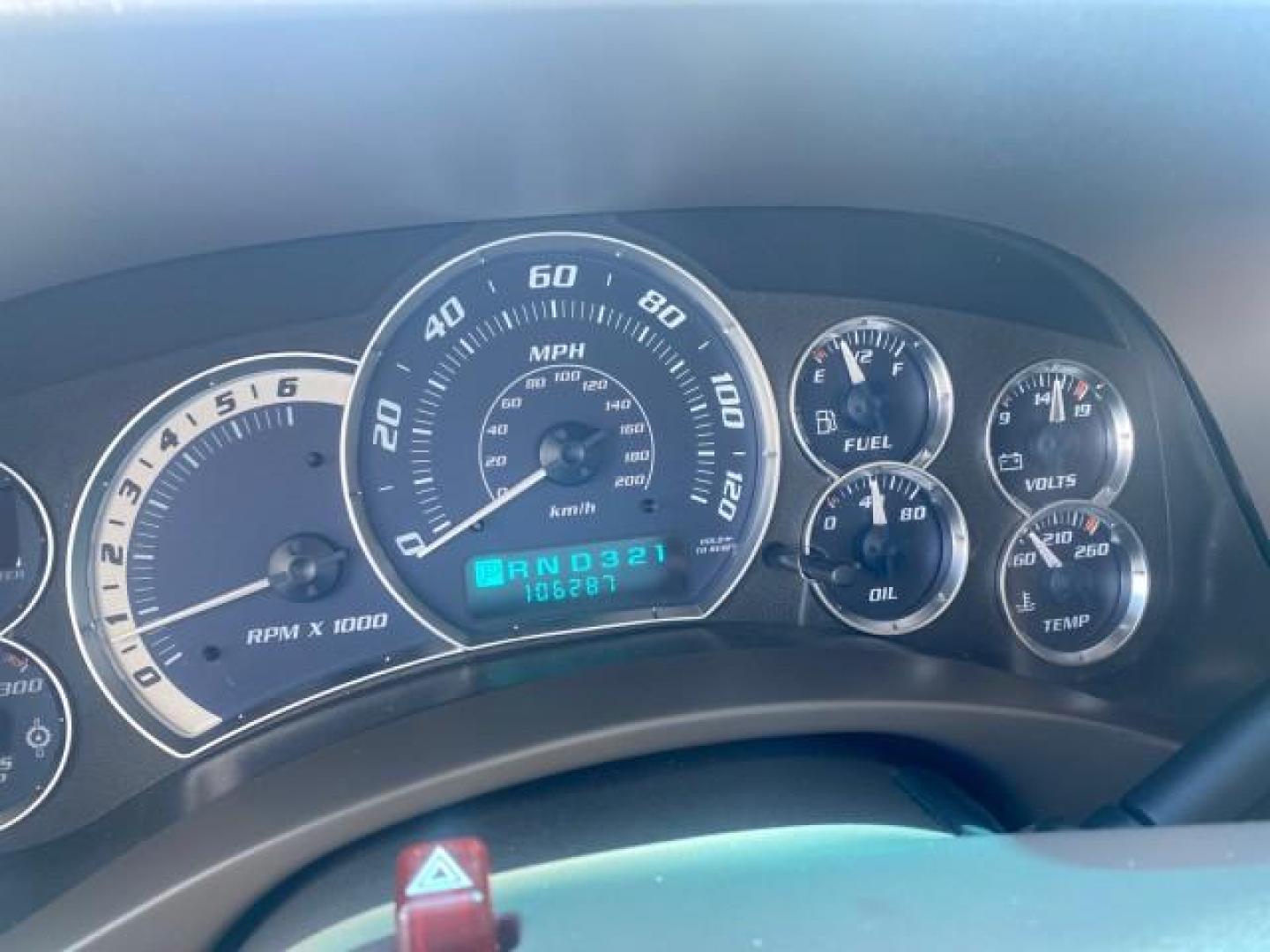2002 Silver Sand /Shale Cadillac Escalade AWD I OWNER NO ACCIDENTS (1GYEK63N72R) with an 6.0L Vortec 1000 SFI V8 HO Engine engine, Automatic transmission, located at 4701 North Dixie Hwy, Pompano Beach, FL, 33064, (954) 422-2889, 26.240938, -80.123474 - OUR WEBPAGE FLORIDACARS1.COM HAS OVER 100 PHOTOS AND FREE CARFAX LINK 2002 CADILLAC ESCALADE VIN: 1GYEK63N72R215443 1 G Y E K 6 3 N 7 2 R 2 1 5 4 4 3 4 DOOR WAGON/SPORT UTILITY 6.0L V8 F GASOLINE ALL WHEEL DRIVE Top Features Alloy Wheels Running Boards Bed Liner Tow Hitch Cloth Seats Basic Features - Photo#18