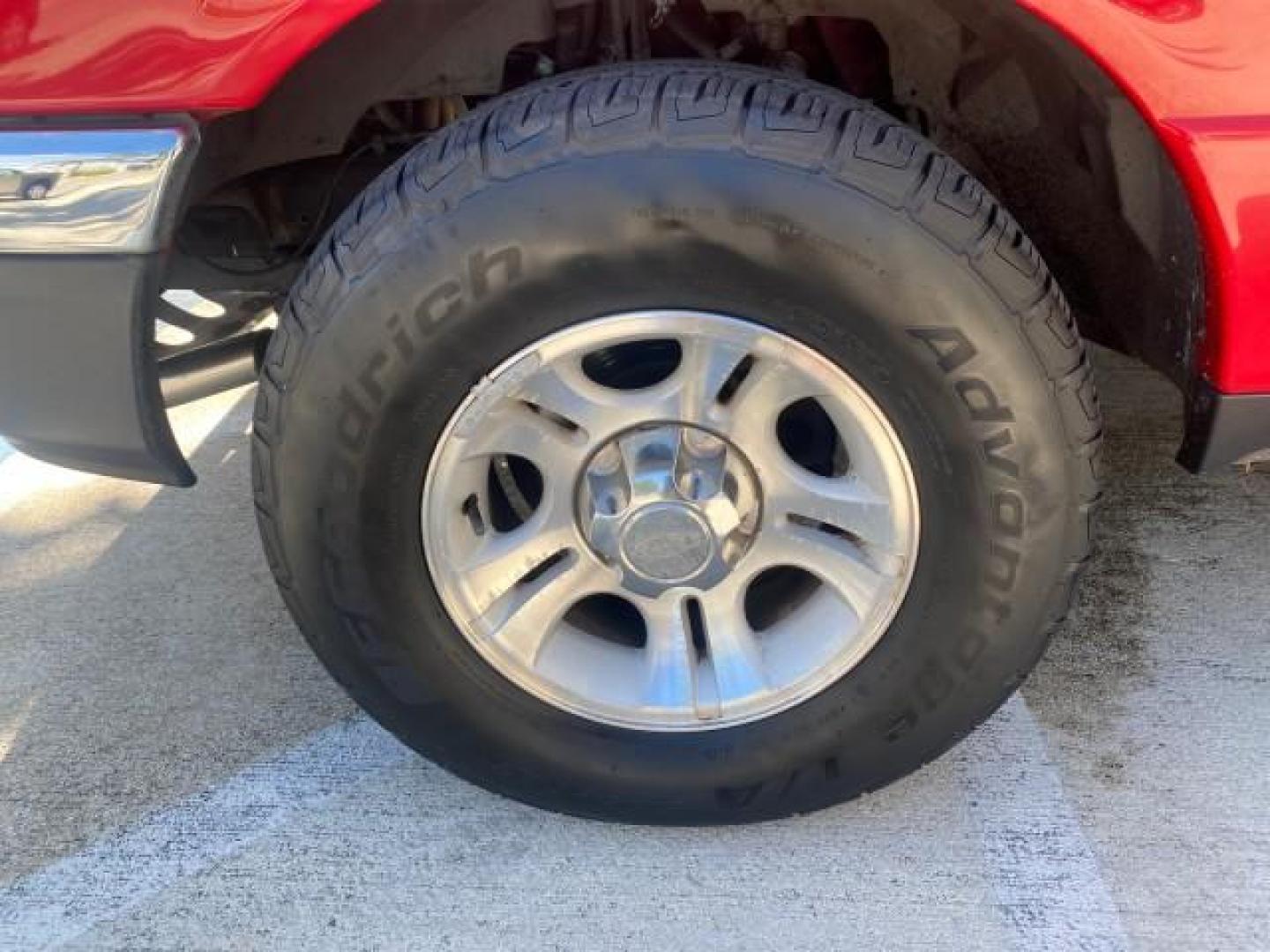 2005 Bright Red /Medium Dk Flint Ford Ranger XLT X CAB LOW MILES 55,254 (1FTZR14U75P) with an 3.0L MPFI V6 Engine engine, Automatic transmission, located at 4701 North Dixie Hwy, Pompano Beach, FL, 33064, (954) 422-2889, 26.240938, -80.123474 - OUR WEBPAGE FLORIDACARS1.COM HAS OVER 100 PHOTOS AND FREE CARFAX LINK 2005 FORD RANGER XLT XCAB VIN: 1FTZR14U75PA45984 1 F T Z R 1 4 U 7 5 P A 4 5 9 8 4 CLUB CAB PICKUP 3.0L V6 F 12V GASOLINE TOW PKG UPGRADED STEREO SYSTEM AND MORE REAR WHEEL DRIVE Top Features Alloy Wheels Running Boards Bed Liner - Photo#19