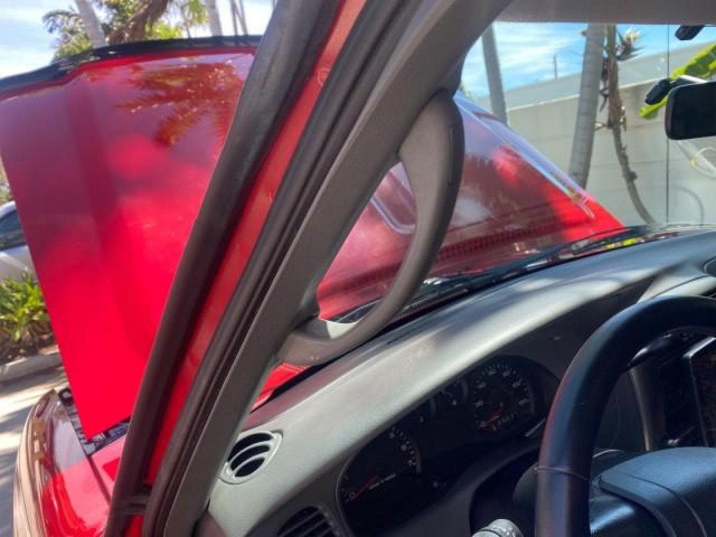 2005 Bright Red /Medium Dk Flint Ford Ranger XLT X CAB LOW MILES 55,254 (1FTZR14U75P) with an 3.0L MPFI V6 Engine engine, Automatic transmission, located at 4701 North Dixie Hwy, Pompano Beach, FL, 33064, (954) 422-2889, 26.240938, -80.123474 - OUR WEBPAGE FLORIDACARS1.COM HAS OVER 100 PHOTOS AND FREE CARFAX LINK 2005 FORD RANGER XLT XCAB VIN: 1FTZR14U75PA45984 1 F T Z R 1 4 U 7 5 P A 4 5 9 8 4 CLUB CAB PICKUP 3.0L V6 F 12V GASOLINE TOW PKG UPGRADED STEREO SYSTEM AND MORE REAR WHEEL DRIVE Top Features Alloy Wheels Running Boards Bed Liner - Photo#47