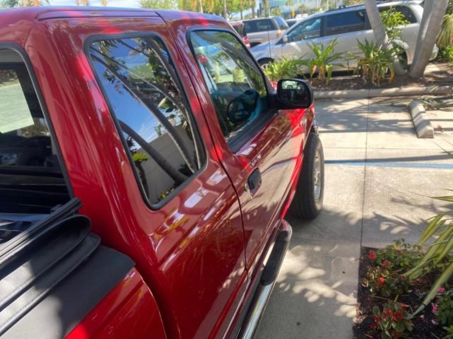 2005 Bright Red /Medium Dk Flint Ford Ranger XLT X CAB LOW MILES 55,254 (1FTZR14U75P) with an 3.0L MPFI V6 Engine engine, Automatic transmission, located at 4701 North Dixie Hwy, Pompano Beach, FL, 33064, (954) 422-2889, 26.240938, -80.123474 - OUR WEBPAGE FLORIDACARS1.COM HAS OVER 100 PHOTOS AND FREE CARFAX LINK 2005 FORD RANGER XLT XCAB VIN: 1FTZR14U75PA45984 1 F T Z R 1 4 U 7 5 P A 4 5 9 8 4 CLUB CAB PICKUP 3.0L V6 F 12V GASOLINE TOW PKG UPGRADED STEREO SYSTEM AND MORE REAR WHEEL DRIVE Top Features Alloy Wheels Running Boards Bed Liner - Photo#65