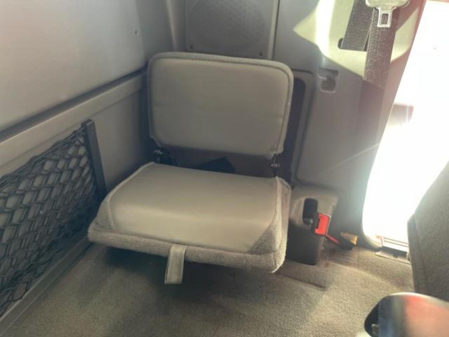 2005 Bright Red /Medium Dk Flint Ford Ranger XLT X CAB LOW MILES 55,254 (1FTZR14U75P) with an 3.0L MPFI V6 Engine engine, Automatic transmission, located at 4701 North Dixie Hwy, Pompano Beach, FL, 33064, (954) 422-2889, 26.240938, -80.123474 - OUR WEBPAGE FLORIDACARS1.COM HAS OVER 100 PHOTOS AND FREE CARFAX LINK 2005 FORD RANGER XLT XCAB VIN: 1FTZR14U75PA45984 1 F T Z R 1 4 U 7 5 P A 4 5 9 8 4 CLUB CAB PICKUP 3.0L V6 F 12V GASOLINE TOW PKG UPGRADED STEREO SYSTEM AND MORE REAR WHEEL DRIVE Top Features Alloy Wheels Running Boards Bed Liner - Photo#87
