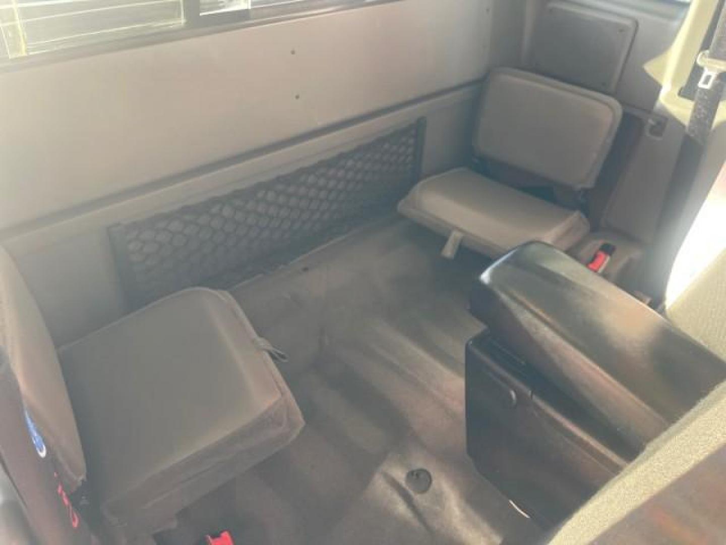 2005 Bright Red /Medium Dk Flint Ford Ranger XLT X CAB LOW MILES 55,254 (1FTZR14U75P) with an 3.0L MPFI V6 Engine engine, Automatic transmission, located at 4701 North Dixie Hwy, Pompano Beach, FL, 33064, (954) 422-2889, 26.240938, -80.123474 - OUR WEBPAGE FLORIDACARS1.COM HAS OVER 100 PHOTOS AND FREE CARFAX LINK 2005 FORD RANGER XLT XCAB VIN: 1FTZR14U75PA45984 1 F T Z R 1 4 U 7 5 P A 4 5 9 8 4 CLUB CAB PICKUP 3.0L V6 F 12V GASOLINE TOW PKG UPGRADED STEREO SYSTEM AND MORE REAR WHEEL DRIVE Top Features Alloy Wheels Running Boards Bed Liner - Photo#88