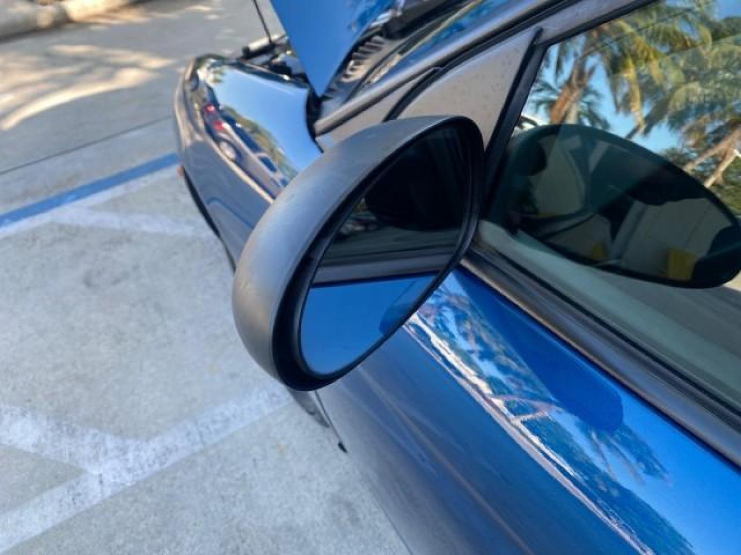 2001 Dark Blue /Grey Saturn SC 3dr COUPE LOW MILES 56,486 (1G8ZP128X1Z) with an 1.9L SOHC SPFI 8-Valve L4 Aluminum Engine engine, Automatic transmission, located at 4701 North Dixie Hwy, Pompano Beach, FL, 33064, (954) 422-2889, 26.240938, -80.123474 - OUR WEBPAGE FLORIDACARS1.COM HAS OVER 100 PHOTOS AND FREE CARFAX LINK 2001 SATURN S-SERIES SC1 VIN: 1G8ZP128X1Z255015 1 G 8 Z P 1 2 8 X 1 Z 2 5 5 0 1 5 COUPE 3 DR 1.9L I4 F SOHC GASOLINE FRONT WHEEL DRIVE Top Features Cloth Seats Leatherette and Cloth Basic Features AM/FM Stereo CD Audio Power Mir - Photo#29