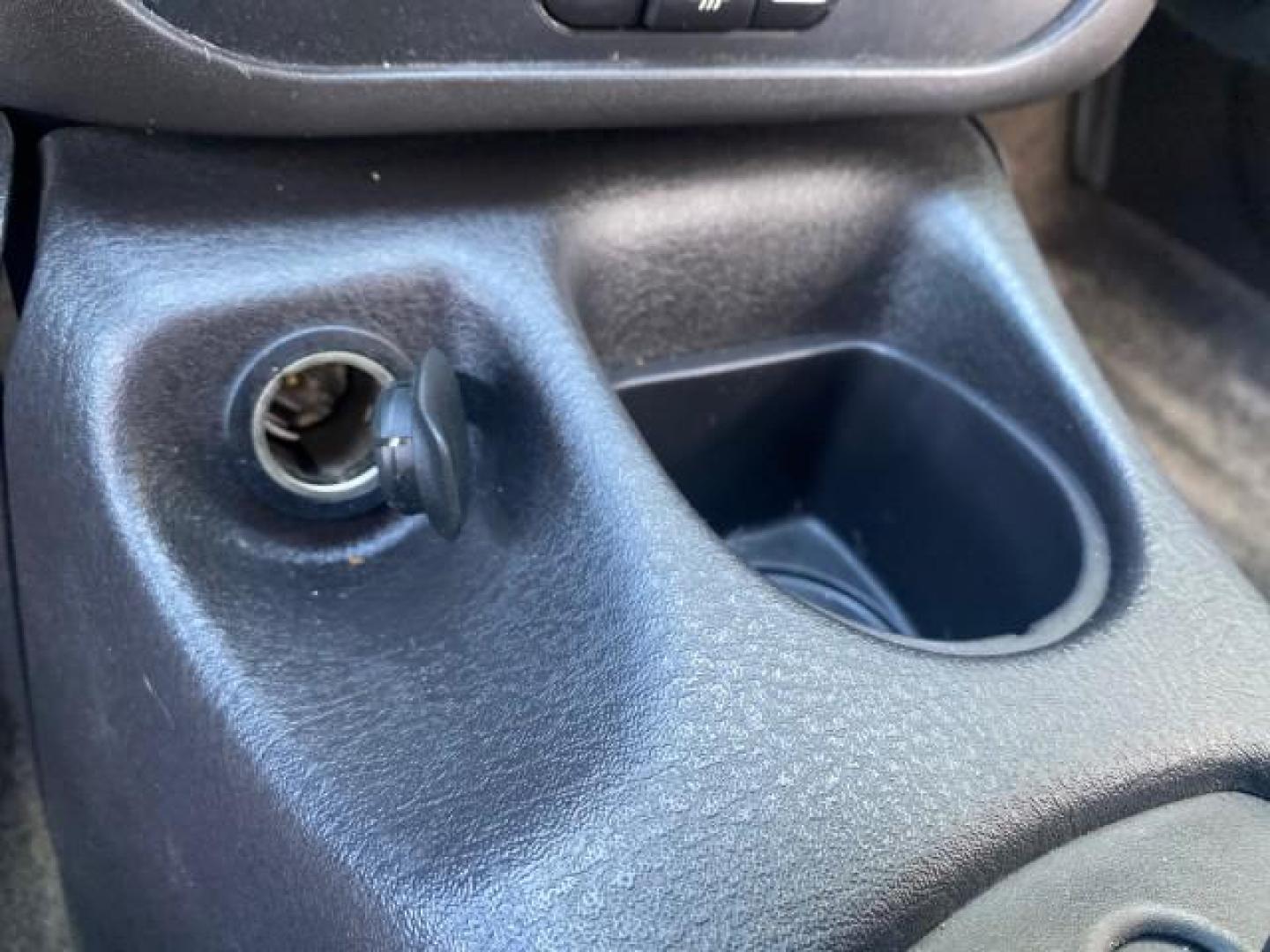 2001 Dark Blue /Grey Saturn SC 3dr COUPE LOW MILES 56,486 (1G8ZP128X1Z) with an 1.9L SOHC SPFI 8-Valve L4 Aluminum Engine engine, Automatic transmission, located at 4701 North Dixie Hwy, Pompano Beach, FL, 33064, (954) 422-2889, 26.240938, -80.123474 - OUR WEBPAGE FLORIDACARS1.COM HAS OVER 100 PHOTOS AND FREE CARFAX LINK 2001 SATURN S-SERIES SC1 VIN: 1G8ZP128X1Z255015 1 G 8 Z P 1 2 8 X 1 Z 2 5 5 0 1 5 COUPE 3 DR 1.9L I4 F SOHC GASOLINE FRONT WHEEL DRIVE Top Features Cloth Seats Leatherette and Cloth Basic Features AM/FM Stereo CD Audio Power Mir - Photo#45