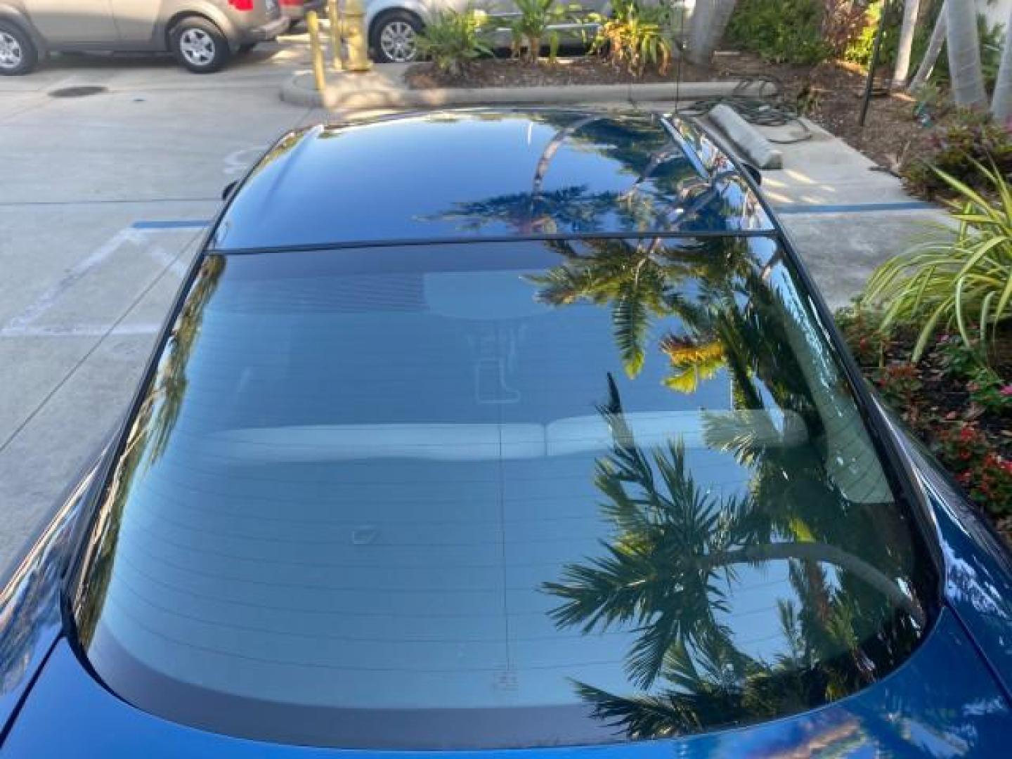 2001 Dark Blue /Grey Saturn SC 3dr COUPE LOW MILES 56,486 (1G8ZP128X1Z) with an 1.9L SOHC SPFI 8-Valve L4 Aluminum Engine engine, Automatic transmission, located at 4701 North Dixie Hwy, Pompano Beach, FL, 33064, (954) 422-2889, 26.240938, -80.123474 - OUR WEBPAGE FLORIDACARS1.COM HAS OVER 100 PHOTOS AND FREE CARFAX LINK 2001 SATURN S-SERIES SC1 VIN: 1G8ZP128X1Z255015 1 G 8 Z P 1 2 8 X 1 Z 2 5 5 0 1 5 COUPE 3 DR 1.9L I4 F SOHC GASOLINE FRONT WHEEL DRIVE Top Features Cloth Seats Leatherette and Cloth Basic Features AM/FM Stereo CD Audio Power Mir - Photo#85