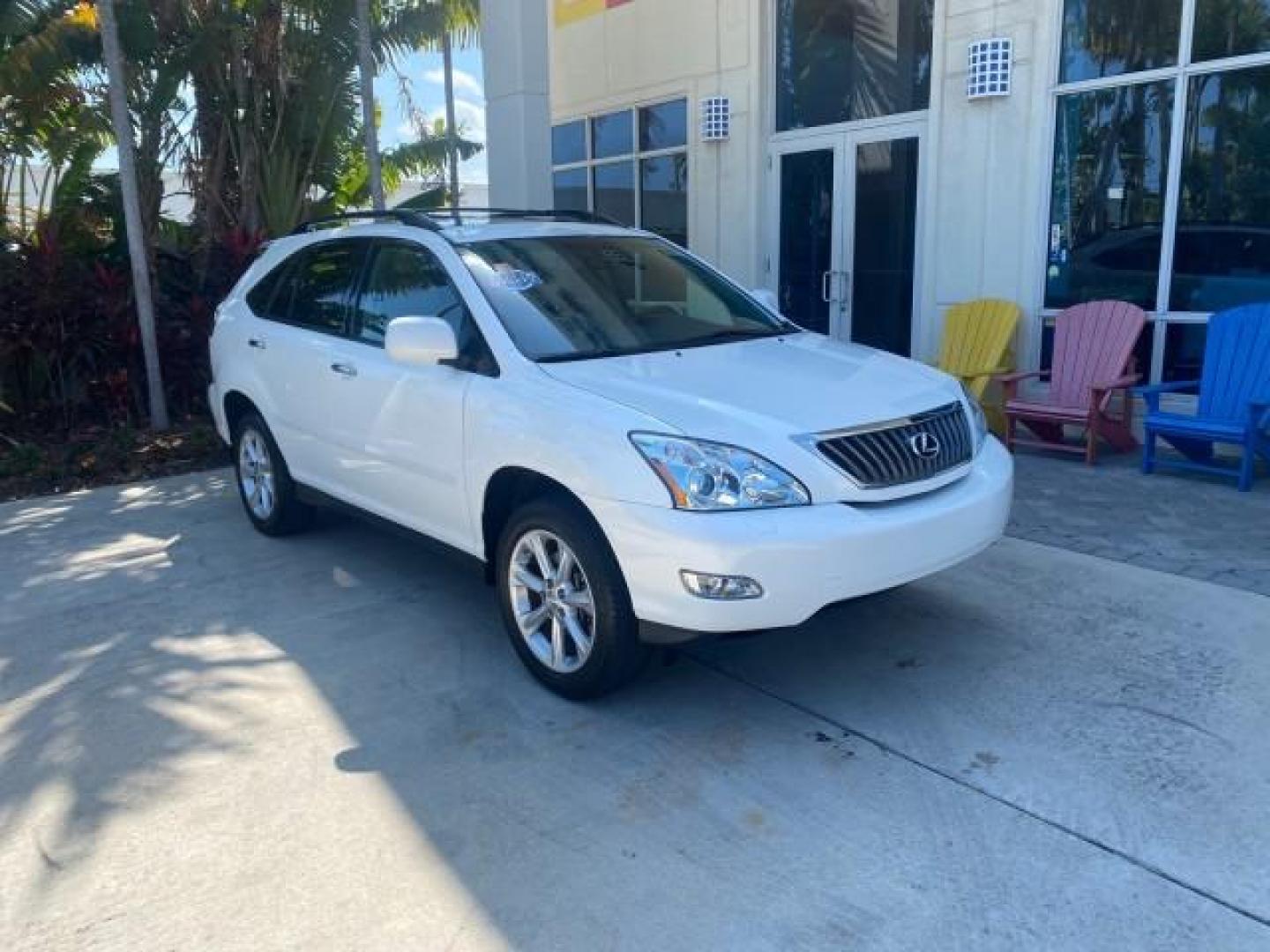 2008 Crystal White /Ivory Lexus RX 350 LUXERY 1 OWNER FL LOW MILES 48,341 (2T2GK31U68C) with an 3.5L DOHC SFI 24-Valve V6 Engine engine, Automatic transmission, located at 4701 North Dixie Hwy, Pompano Beach, FL, 33064, (954) 422-2889, 26.240938, -80.123474 - OUR WEBPAGE FLORIDACARS1.COM HAS OVER 100 PHOTOS AND FREE CARFAX LINK 2008 Lexus RX 350 1 OWNER FLORIDA SUNROOF $ 45,101 NEW ! 2008 LEXUS RX 350 VIN: 2T2GK31U68C046814 2 T 2 G K 3 1 U 6 8 C 0 4 6 8 1 4 4 DOOR WAGON/SPORT UTILITY 3.5L V6 F DOHC 24V GASOLINE FRONT WHEEL DRIVE Top Features Alloy Wheels - Photo#1
