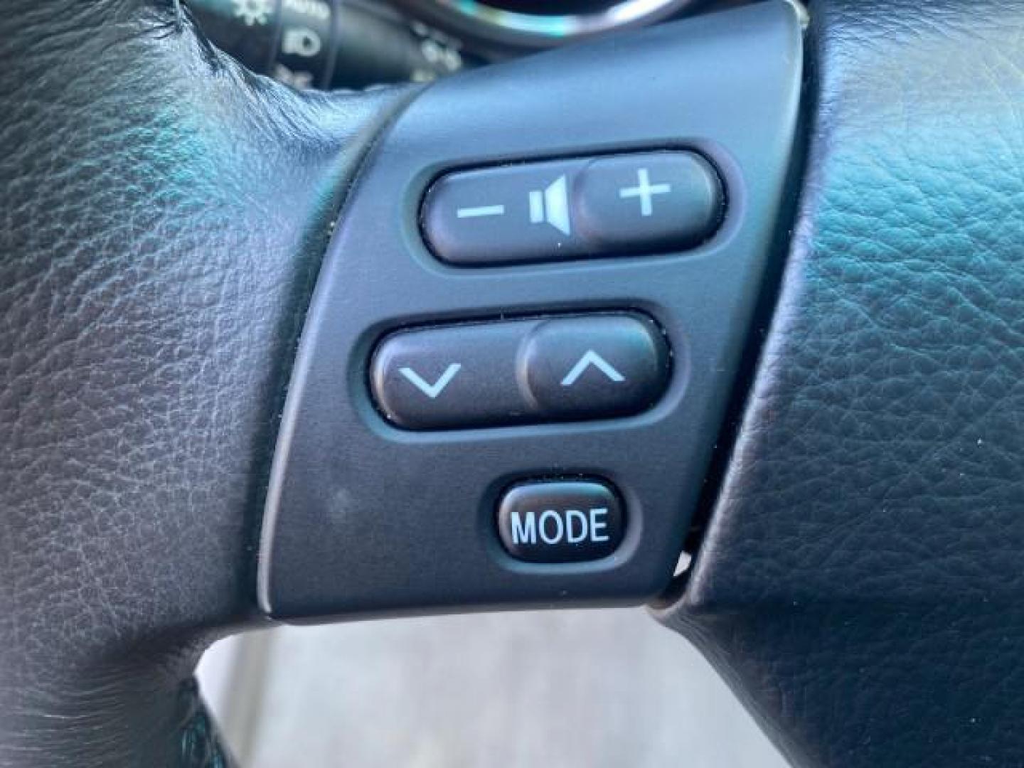 2008 Crystal White /Ivory Lexus RX 350 LUXERY 1 OWNER FL LOW MILES 48,341 (2T2GK31U68C) with an 3.5L DOHC SFI 24-Valve V6 Engine engine, Automatic transmission, located at 4701 North Dixie Hwy, Pompano Beach, FL, 33064, (954) 422-2889, 26.240938, -80.123474 - OUR WEBPAGE FLORIDACARS1.COM HAS OVER 100 PHOTOS AND FREE CARFAX LINK 2008 Lexus RX 350 1 OWNER FLORIDA SUNROOF $ 45,101 NEW ! 2008 LEXUS RX 350 VIN: 2T2GK31U68C046814 2 T 2 G K 3 1 U 6 8 C 0 4 6 8 1 4 4 DOOR WAGON/SPORT UTILITY 3.5L V6 F DOHC 24V GASOLINE FRONT WHEEL DRIVE Top Features Alloy Wheels - Photo#34