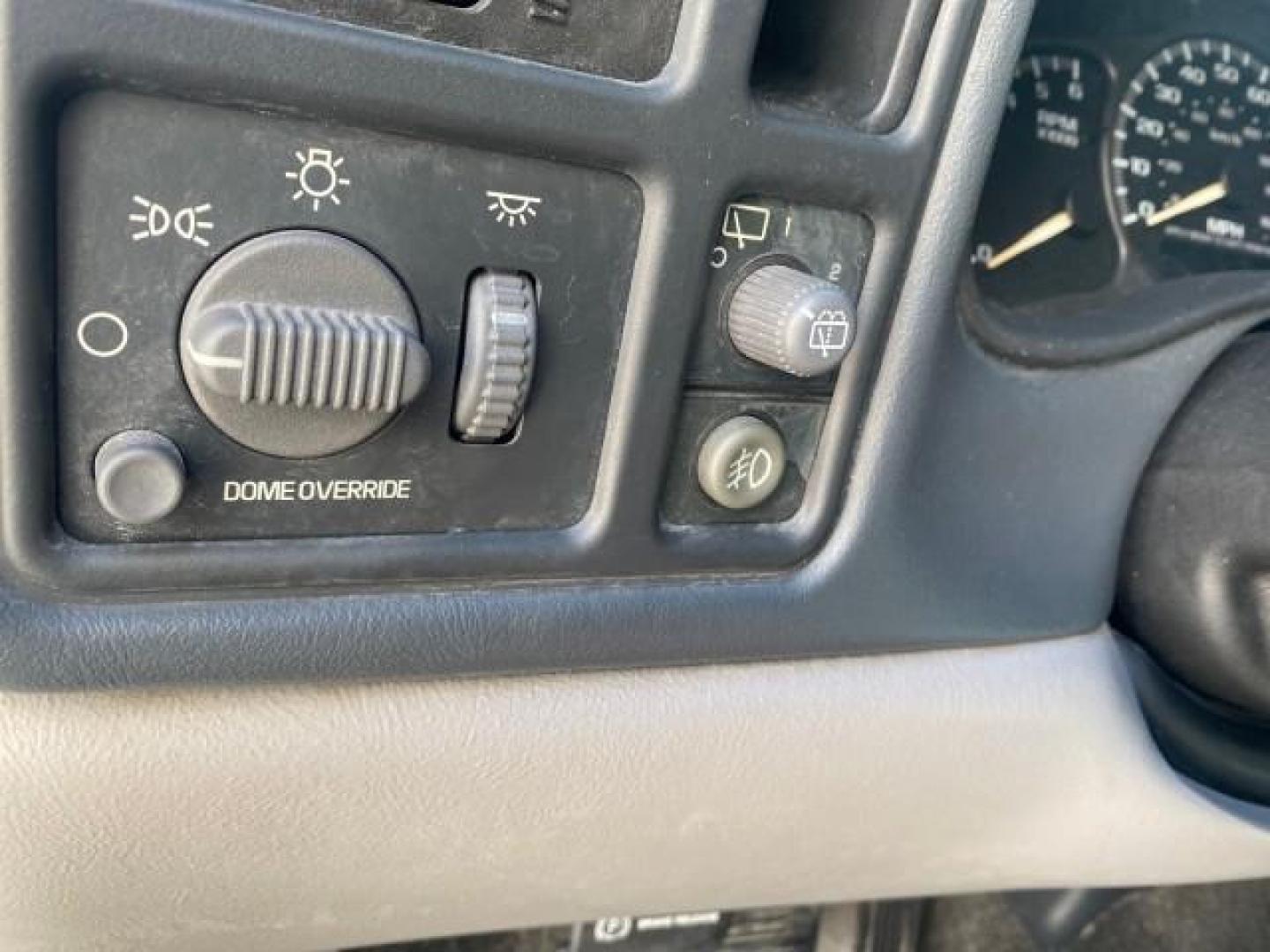 2002 Light Pewter Metallic /Gpht/Med Gray Chevrolet Tahoe LS FLORIDA LOW MILES 55,735 (1GNEC13Z72R) with an 5.3L Vortec 1000 SFI V8 Engine engine, Automatic transmission, located at 4701 North Dixie Hwy, Pompano Beach, FL, 33064, (954) 422-2889, 26.240938, -80.123474 - OUR WEBPAGE FLORIDACARS1.COM HAS OVER 100 PHOTOS AND FREE CARFAX LINK 2002 CHEVROLET TAHOE LS LEATHER $ 35,524 NEW VIN: 1GNEC13Z72R225695 1 G N E C 1 3 Z 7 2 R 2 2 5 6 9 5 4 DOOR WAGON/SPORT UTILITY 5.3L V8 F FLEX FUEL REAR WHEEL DRIVE Top Features Alloy Wheels Cloth Seats Running Boards Basic Featu - Photo#49