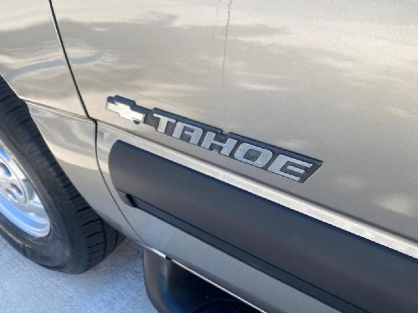 2002 Light Pewter Metallic /Gpht/Med Gray Chevrolet Tahoe LS FLORIDA LOW MILES 55,735 (1GNEC13Z72R) with an 5.3L Vortec 1000 SFI V8 Engine engine, Automatic transmission, located at 4701 North Dixie Hwy, Pompano Beach, FL, 33064, (954) 422-2889, 26.240938, -80.123474 - OUR WEBPAGE FLORIDACARS1.COM HAS OVER 100 PHOTOS AND FREE CARFAX LINK 2002 CHEVROLET TAHOE LS LEATHER $ 35,524 NEW VIN: 1GNEC13Z72R225695 1 G N E C 1 3 Z 7 2 R 2 2 5 6 9 5 4 DOOR WAGON/SPORT UTILITY 5.3L V8 F FLEX FUEL REAR WHEEL DRIVE Top Features Alloy Wheels Cloth Seats Running Boards Basic Featu - Photo#52