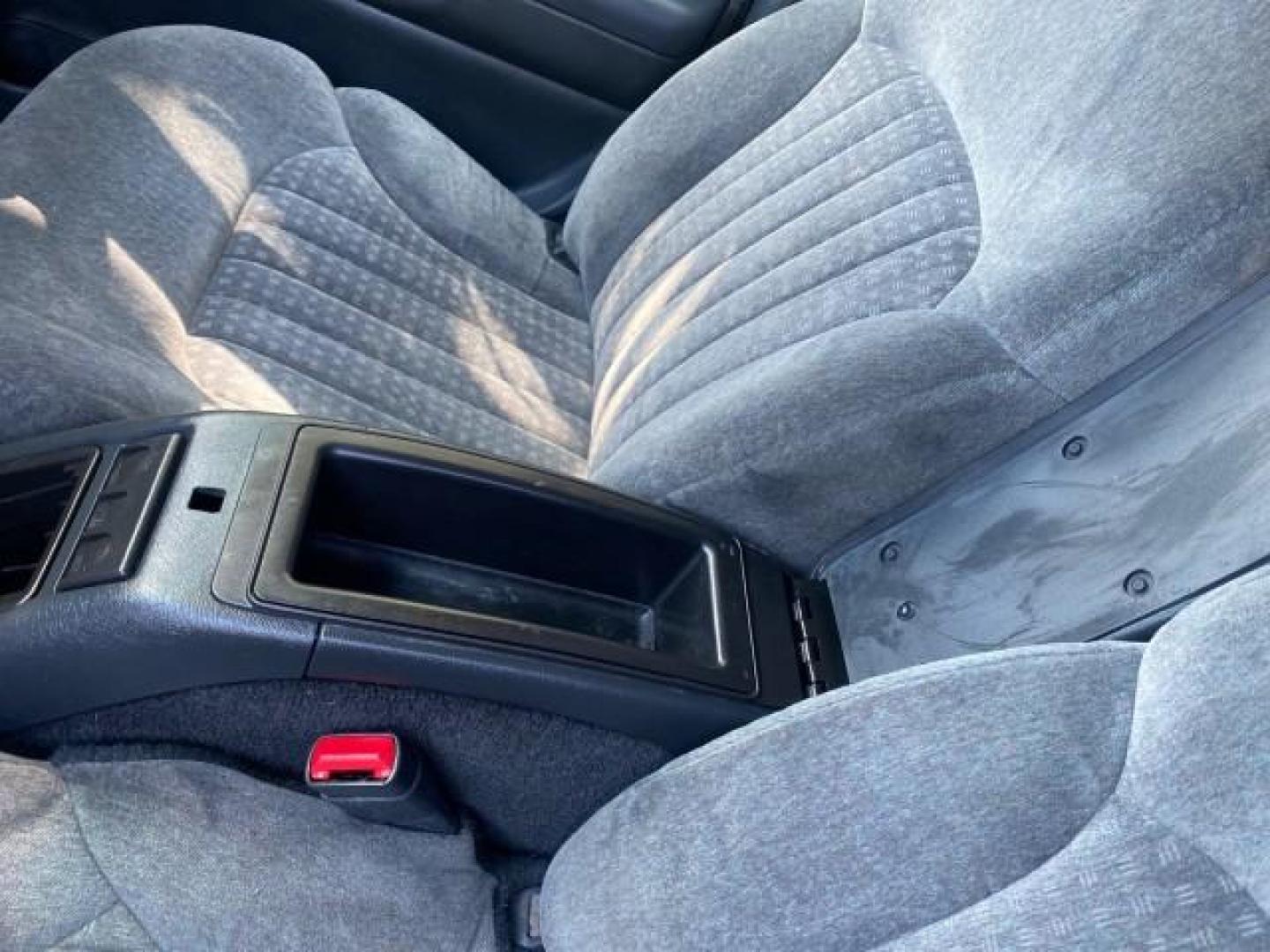 2002 Onyx Black /Medium Gray Chevrolet Blazer LS 4WD LOW MILES 35,402 (1GNDT13W62K) with an 4.3L Vortec 1000 SFI V6 Engine engine, Automatic transmission, located at 4701 North Dixie Hwy, Pompano Beach, FL, 33064, (954) 422-2889, 26.240938, -80.123474 - OUR WEBPAGE FLORIDACARS1.COM HAS OVER 100 PHOTOS AND FREE CARFAX LINK 2002 CHEVROLET BLAZER LS VIN: 1GNDT13W62K130832 1 G N D T 1 3 W 6 2 K 1 3 0 8 3 2 4 DOOR WAGON/SPORT UTILITY 4.3L V6 F OHV 12V GASOLINE REAR WHEEL DRIVE W/ 4X4 Top Features 4WD/AWD Cloth Seats Alloy Wheels Tow Hitch Basic Features - Photo#43