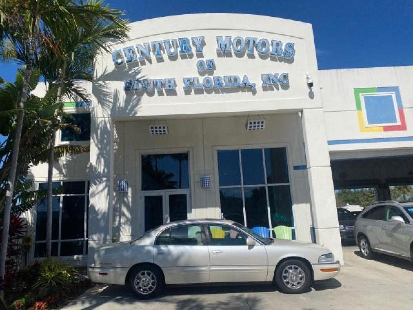 2001 White /Shale Buick Park Avenue LOW MILES 40,143 SUNROOF PEARL (1G4CW54K114) with an 3.8L SFI V6 3800 Series II Engine engine, Automatic transmission, located at 4701 North Dixie Hwy, Pompano Beach, FL, 33064, (954) 422-2889, 26.240938, -80.123474 - OUR WEBPAGE FLORIDACARS1.COM HAS OVER 100 PHOTOS AND FREE CARFAX LINK 2001 BUICK PARK AVENUE HARD TO FIND ! VIN: 1G4CW54K114283664 1 G 4 C W 5 4 K 1 1 4 2 8 3 6 6 4 SEDAN 4 DR 3.8L V6 F 12V GASOLINE 30 MPG FRONT WHEEL DRIVE Top Features Alloy Wheels Leather Seats Basic Features ABS Brakes Automatic - Photo#0