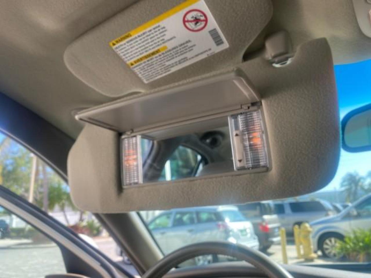 2001 White /Shale Buick Park Avenue LOW MILES 40,143 SUNROOF PEARL (1G4CW54K114) with an 3.8L SFI V6 3800 Series II Engine engine, Automatic transmission, located at 4701 North Dixie Hwy, Pompano Beach, FL, 33064, (954) 422-2889, 26.240938, -80.123474 - OUR WEBPAGE FLORIDACARS1.COM HAS OVER 100 PHOTOS AND FREE CARFAX LINK 2001 BUICK PARK AVENUE HARD TO FIND ! VIN: 1G4CW54K114283664 1 G 4 C W 5 4 K 1 1 4 2 8 3 6 6 4 SEDAN 4 DR 3.8L V6 F 12V GASOLINE 30 MPG FRONT WHEEL DRIVE Top Features Alloy Wheels Leather Seats Basic Features ABS Brakes Automatic - Photo#45