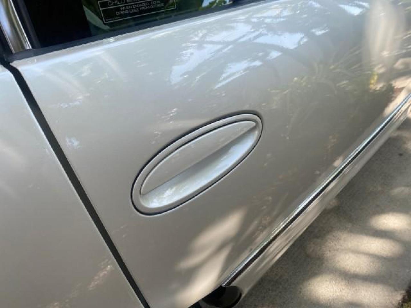 2001 White /Shale Buick Park Avenue LOW MILES 40,143 SUNROOF PEARL (1G4CW54K114) with an 3.8L SFI V6 3800 Series II Engine engine, Automatic transmission, located at 4701 North Dixie Hwy, Pompano Beach, FL, 33064, (954) 422-2889, 26.240938, -80.123474 - OUR WEBPAGE FLORIDACARS1.COM HAS OVER 100 PHOTOS AND FREE CARFAX LINK 2001 BUICK PARK AVENUE HARD TO FIND ! VIN: 1G4CW54K114283664 1 G 4 C W 5 4 K 1 1 4 2 8 3 6 6 4 SEDAN 4 DR 3.8L V6 F 12V GASOLINE 30 MPG FRONT WHEEL DRIVE Top Features Alloy Wheels Leather Seats Basic Features ABS Brakes Automatic - Photo#87