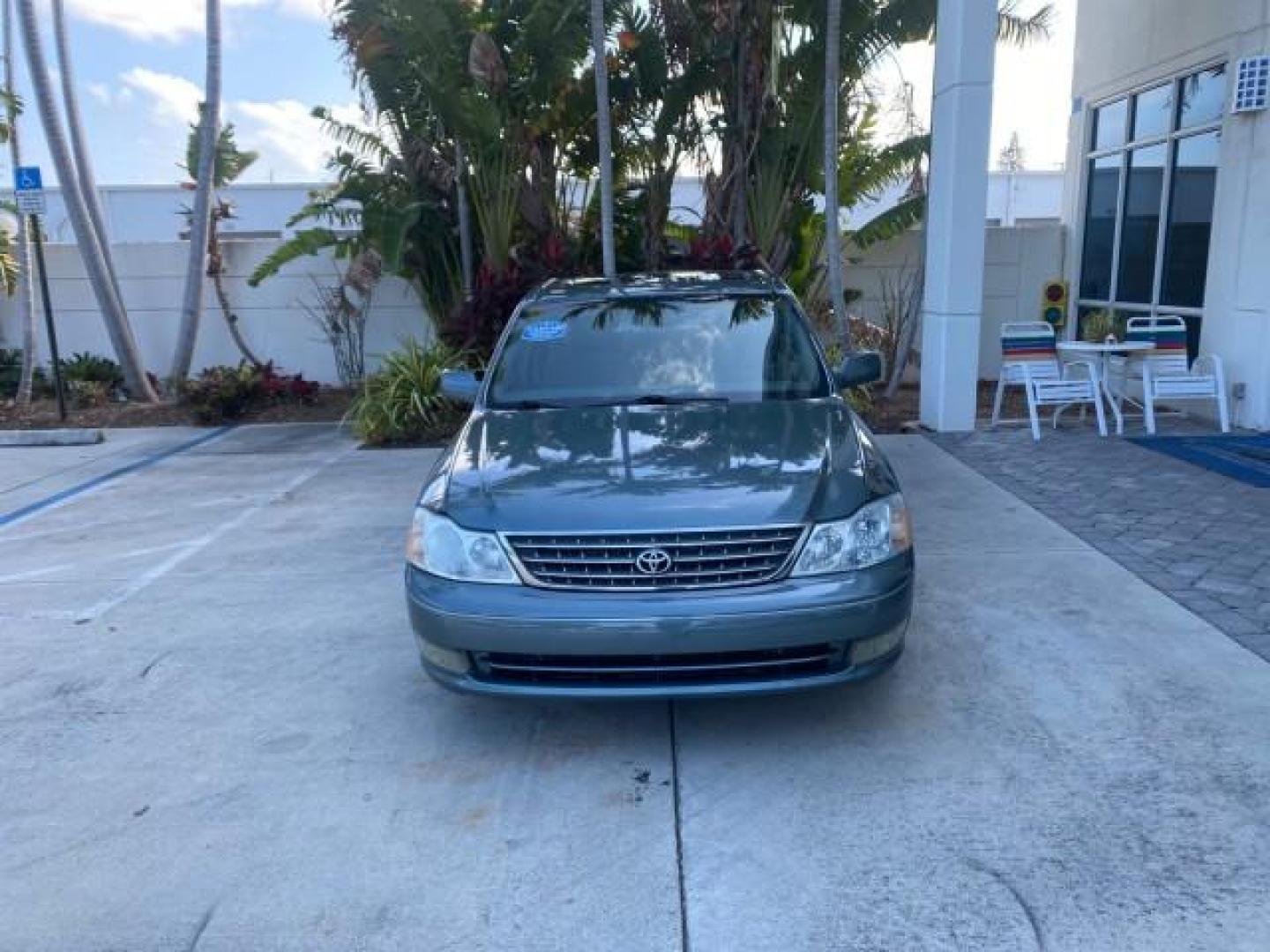 2004 Phantom Gray Pearl /Stone Toyota Avalon XLS LEATHER LOW MILES 60,653 4 BRAND NEW TIRES (4T1BF28B74U) with an 3.0L DOHC MPFI 24-Valve V6 Engine engine, Automatic transmission, located at 4701 North Dixie Hwy, Pompano Beach, FL, 33064, (954) 422-2889, 26.240938, -80.123474 - OUR WEBPAGE FLORIDACARS1.COM HAS OVER 100 PHOTOS AND FREE CARFAX LINK 2004 TOYOTA AVALON XLS NO RECALLS VIN: 4T1BF28B74U353130 4 T 1 B F 2 8 B 7 4 U 3 5 3 1 3 0 SEDAN 4 DR 3.0L V6 F DOHC 24V 29 MPG GASOLINE FRONT WHEEL DRIVE SUNROOF Top Features Alloy Wheels Luxury Package Front Seat Heaters Memory - Photo#2