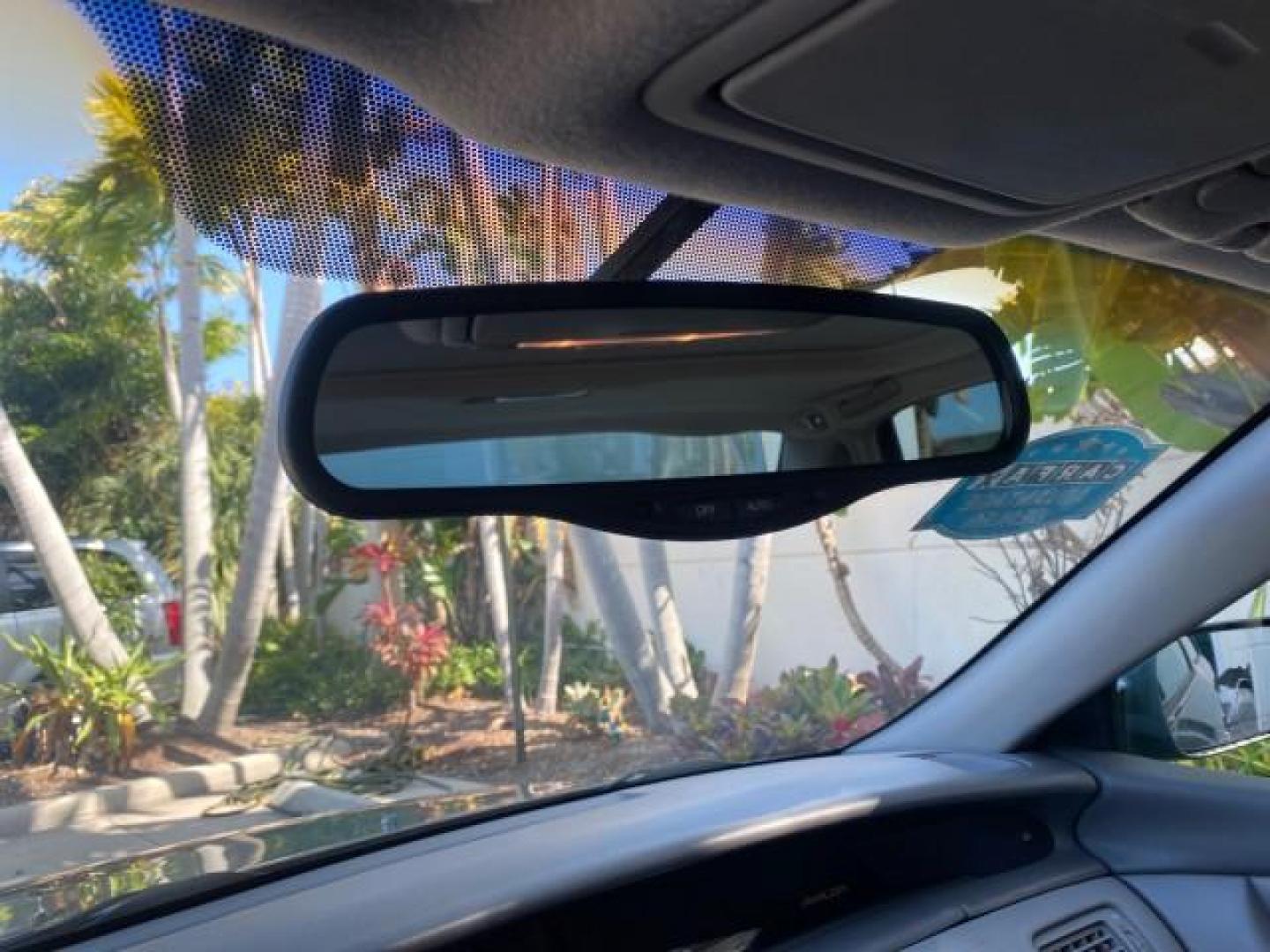 2004 Phantom Gray Pearl /Stone Toyota Avalon XLS LEATHER LOW MILES 60,653 4 BRAND NEW TIRES (4T1BF28B74U) with an 3.0L DOHC MPFI 24-Valve V6 Engine engine, Automatic transmission, located at 4701 North Dixie Hwy, Pompano Beach, FL, 33064, (954) 422-2889, 26.240938, -80.123474 - OUR WEBPAGE FLORIDACARS1.COM HAS OVER 100 PHOTOS AND FREE CARFAX LINK 2004 TOYOTA AVALON XLS NO RECALLS VIN: 4T1BF28B74U353130 4 T 1 B F 2 8 B 7 4 U 3 5 3 1 3 0 SEDAN 4 DR 3.0L V6 F DOHC 24V 29 MPG GASOLINE FRONT WHEEL DRIVE SUNROOF Top Features Alloy Wheels Luxury Package Front Seat Heaters Memory - Photo#45