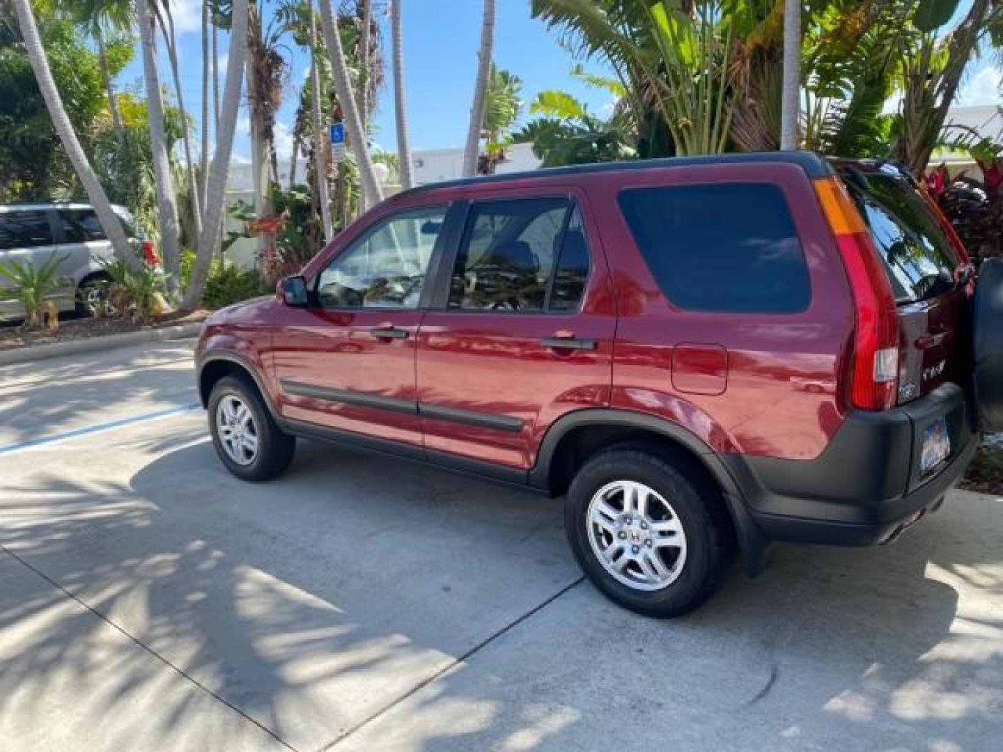 2004 Chianti Red Pearl /Saddle Honda CR-V EX AWD 1 OWNER LOW MILES 72,136 (JHLRD78804C) with an 2.4L DOHC PGM-FI 16-Valve i-VTEC I4 Engine engine, Automatic transmission, located at 4701 North Dixie Hwy, Pompano Beach, FL, 33064, (954) 422-2889, 26.240938, -80.123474 - OUR WEBPAGE FLORIDACARS1.COM HAS OVER 100 PHOTOS AND FREE CARFAX LINK 2004 HONDA CR-V EX VIN: JHLRD78804C043839 J H L R D 7 8 8 0 4 C 0 4 3 8 3 9 4 DOOR WAGON/SPORT UTILITY 2.4L I4 F DOHC GASOLINE ALL WHEEL DRIVE NO RECALLS Top Features 4WD/AWD Leatherette and Cloth Alloy Wheels Sunroof(s) Basic F - Photo#5