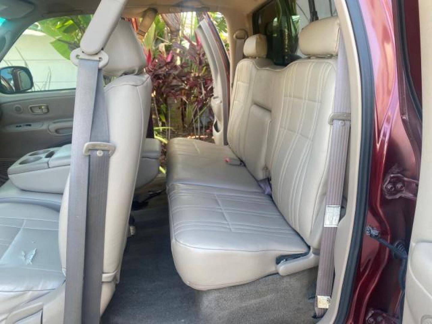 2003 Salsa Red Pearl /Gray Toyota Tundra SR5 LOW MILES 76,363 4.7 V8 (5TBRT34133S) with an 4.7L DOHC EFI 32-Valve V8 i-Force Engine engine, Automatic transmission, located at 4701 North Dixie Hwy, Pompano Beach, FL, 33064, (954) 422-2889, 26.240938, -80.123474 - OUR WEBPAGE FLORIDACARS1.COM HAS OVER 100 PHOTOS AND FREE CARFAX LINK 2003 TOYOTA TUNDRA SR5 CAMPER TOP WONT LAST IN STOCK VIN: 5TBRT34133S335959 5 T B R T 3 4 1 3 3 S 3 3 5 9 5 9 4 DOOR EXTENDED CAB PICKUP 4.7L V8 F DOHC 32V THE BEST GASOLINE REAR WHEEL DRIVE TOW PKG Top Features Alloy Wheels Leath - Photo#14