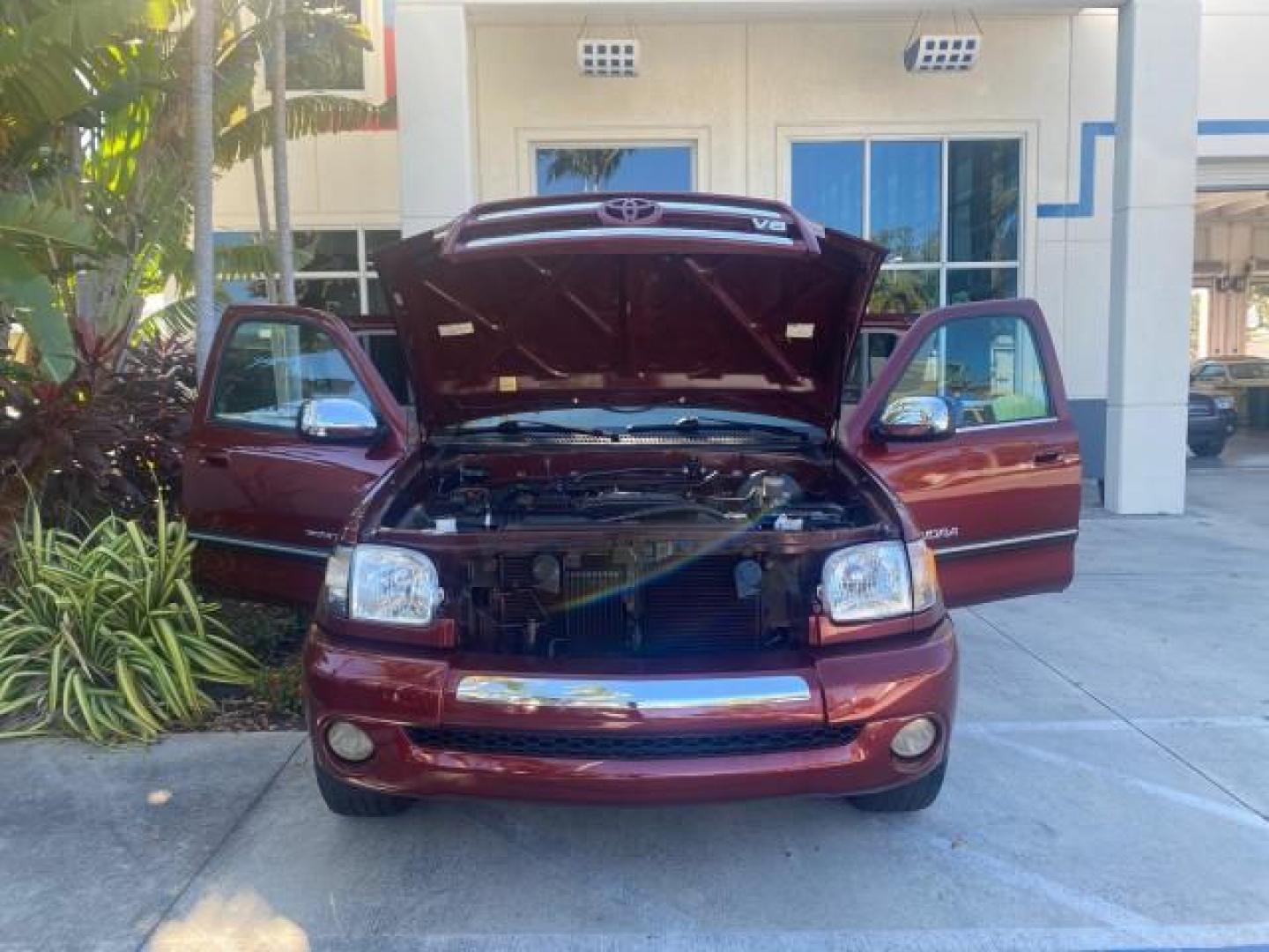 2003 Salsa Red Pearl /Gray Toyota Tundra SR5 LOW MILES 76,363 4.7 V8 (5TBRT34133S) with an 4.7L DOHC EFI 32-Valve V8 i-Force Engine engine, Automatic transmission, located at 4701 North Dixie Hwy, Pompano Beach, FL, 33064, (954) 422-2889, 26.240938, -80.123474 - OUR WEBPAGE FLORIDACARS1.COM HAS OVER 100 PHOTOS AND FREE CARFAX LINK 2003 TOYOTA TUNDRA SR5 CAMPER TOP WONT LAST IN STOCK VIN: 5TBRT34133S335959 5 T B R T 3 4 1 3 3 S 3 3 5 9 5 9 4 DOOR EXTENDED CAB PICKUP 4.7L V8 F DOHC 32V THE BEST GASOLINE REAR WHEEL DRIVE TOW PKG Top Features Alloy Wheels Leath - Photo#16