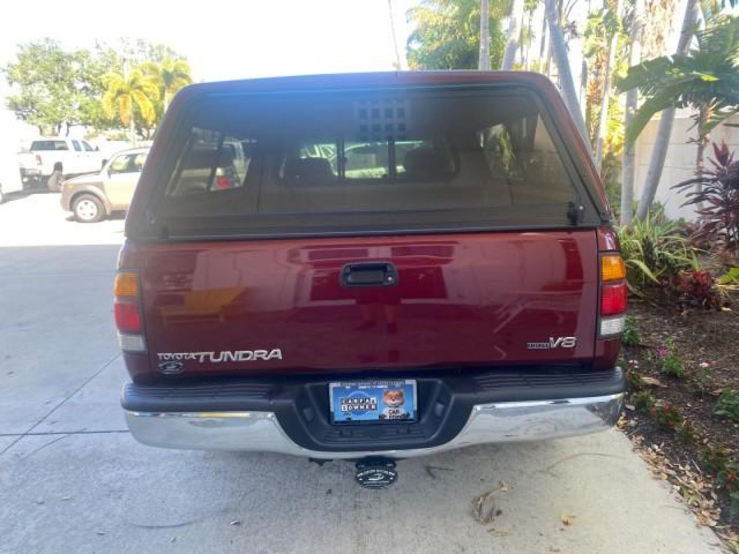 2003 Salsa Red Pearl /Gray Toyota Tundra SR5 LOW MILES 76,363 4.7 V8 (5TBRT34133S) with an 4.7L DOHC EFI 32-Valve V8 i-Force Engine engine, Automatic transmission, located at 4701 North Dixie Hwy, Pompano Beach, FL, 33064, (954) 422-2889, 26.240938, -80.123474 - OUR WEBPAGE FLORIDACARS1.COM HAS OVER 100 PHOTOS AND FREE CARFAX LINK 2003 TOYOTA TUNDRA SR5 CAMPER TOP WONT LAST IN STOCK VIN: 5TBRT34133S335959 5 T B R T 3 4 1 3 3 S 3 3 5 9 5 9 4 DOOR EXTENDED CAB PICKUP 4.7L V8 F DOHC 32V THE BEST GASOLINE REAR WHEEL DRIVE TOW PKG Top Features Alloy Wheels Leath - Photo#70