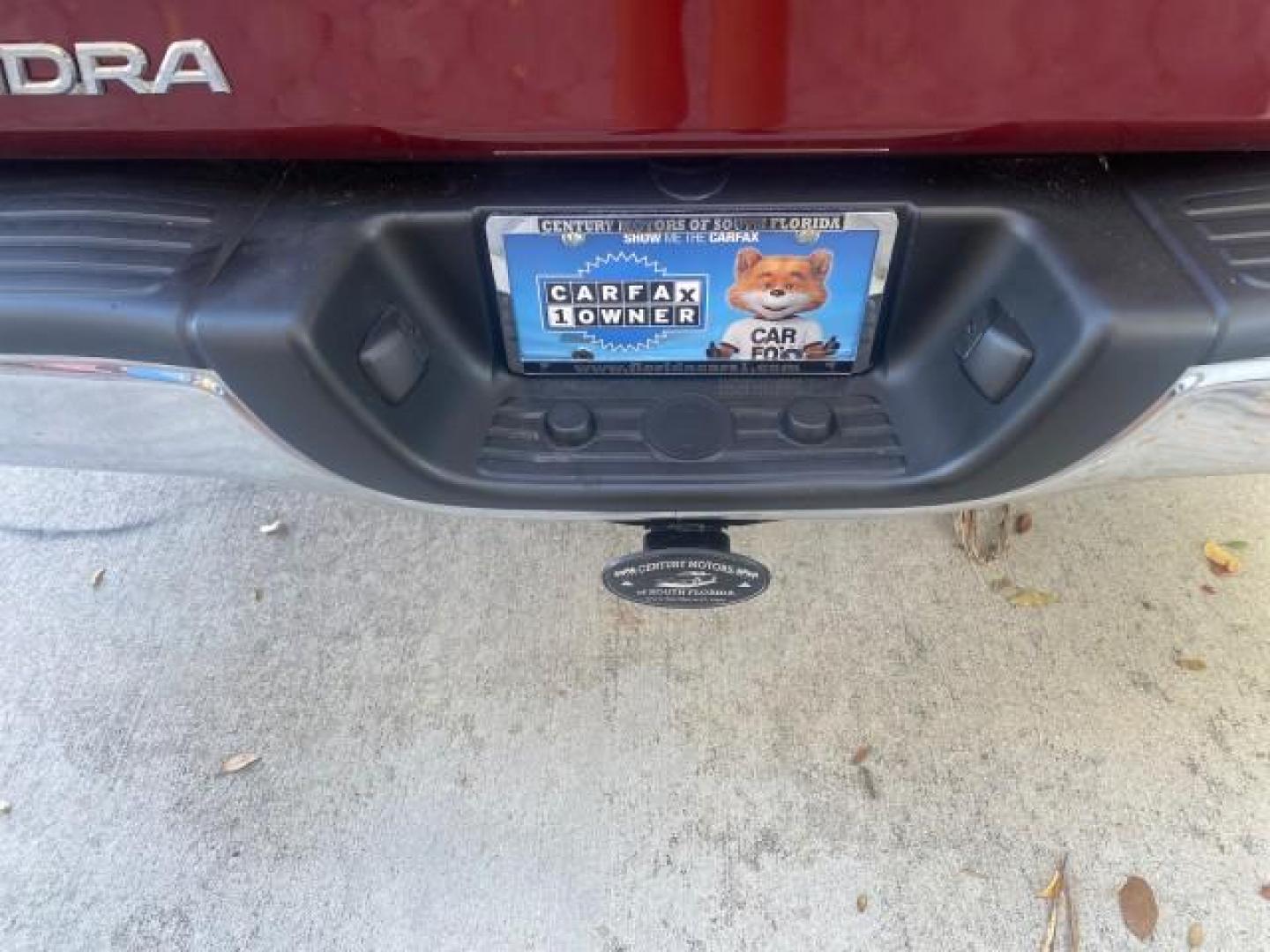 2003 Salsa Red Pearl /Gray Toyota Tundra SR5 LOW MILES 76,363 4.7 V8 (5TBRT34133S) with an 4.7L DOHC EFI 32-Valve V8 i-Force Engine engine, Automatic transmission, located at 4701 North Dixie Hwy, Pompano Beach, FL, 33064, (954) 422-2889, 26.240938, -80.123474 - OUR WEBPAGE FLORIDACARS1.COM HAS OVER 100 PHOTOS AND FREE CARFAX LINK 2003 TOYOTA TUNDRA SR5 CAMPER TOP WONT LAST IN STOCK VIN: 5TBRT34133S335959 5 T B R T 3 4 1 3 3 S 3 3 5 9 5 9 4 DOOR EXTENDED CAB PICKUP 4.7L V8 F DOHC 32V THE BEST GASOLINE REAR WHEEL DRIVE TOW PKG Top Features Alloy Wheels Leath - Photo#71