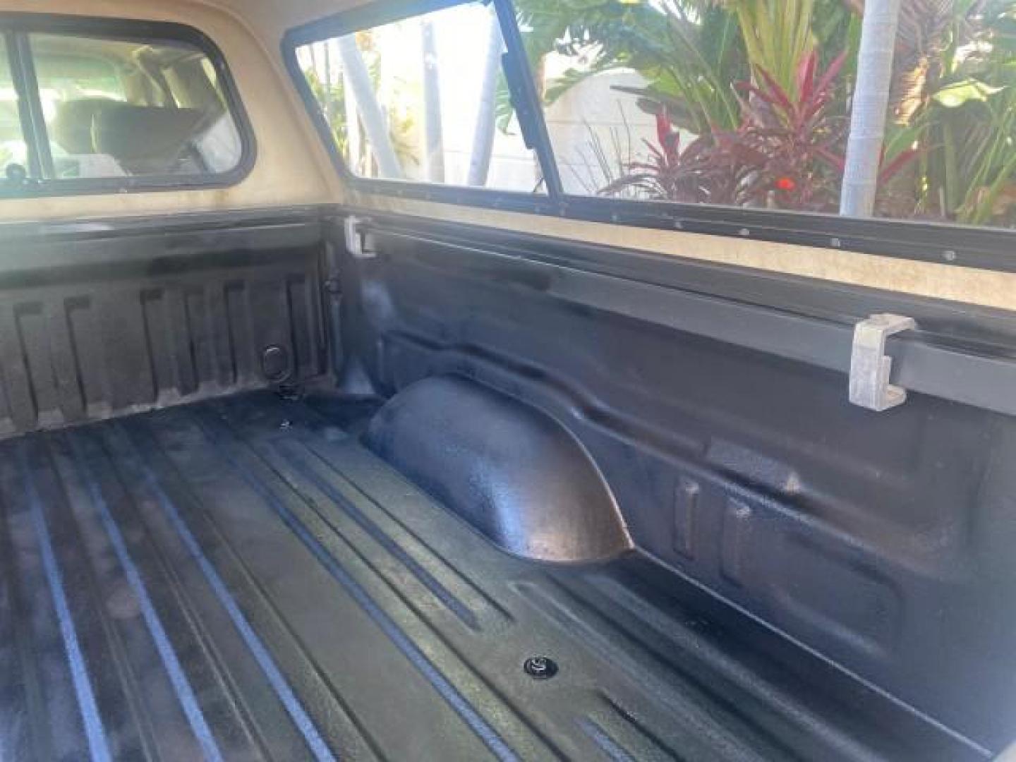 2003 Salsa Red Pearl /Gray Toyota Tundra SR5 LOW MILES 76,363 4.7 V8 (5TBRT34133S) with an 4.7L DOHC EFI 32-Valve V8 i-Force Engine engine, Automatic transmission, located at 4701 North Dixie Hwy, Pompano Beach, FL, 33064, (954) 422-2889, 26.240938, -80.123474 - OUR WEBPAGE FLORIDACARS1.COM HAS OVER 100 PHOTOS AND FREE CARFAX LINK 2003 TOYOTA TUNDRA SR5 CAMPER TOP WONT LAST IN STOCK VIN: 5TBRT34133S335959 5 T B R T 3 4 1 3 3 S 3 3 5 9 5 9 4 DOOR EXTENDED CAB PICKUP 4.7L V8 F DOHC 32V THE BEST GASOLINE REAR WHEEL DRIVE TOW PKG Top Features Alloy Wheels Leath - Photo#78